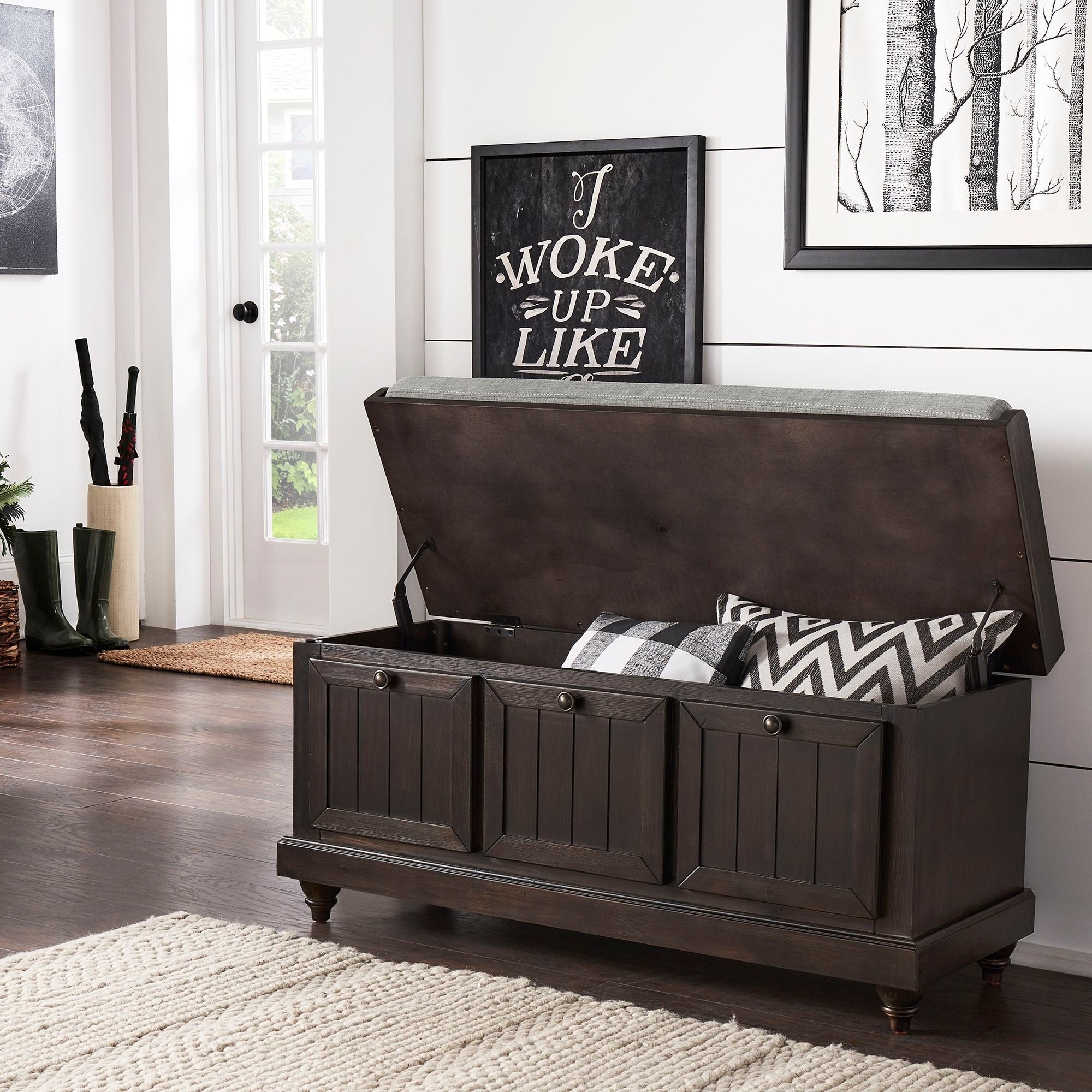 Panca contenitore Granger con cuscino di seduta in lino di iNSPIRE Q Classic