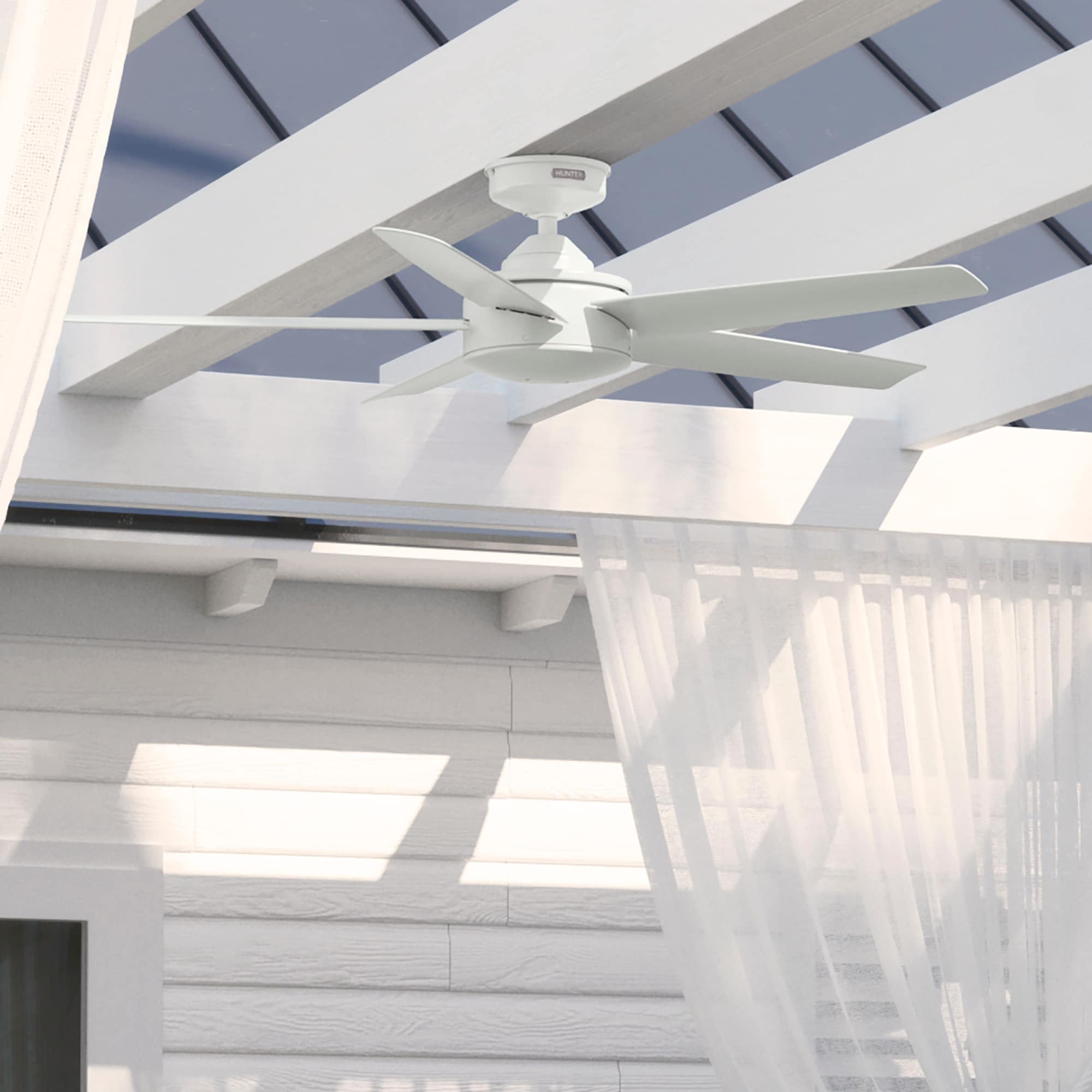 Ventilatore da soffitto per interni/esterni Hunter 52 Shorebreak WeatherMax con controllo a parete - Resistente alle condizioni meteorologiche estreme, al sale e alla corrosione