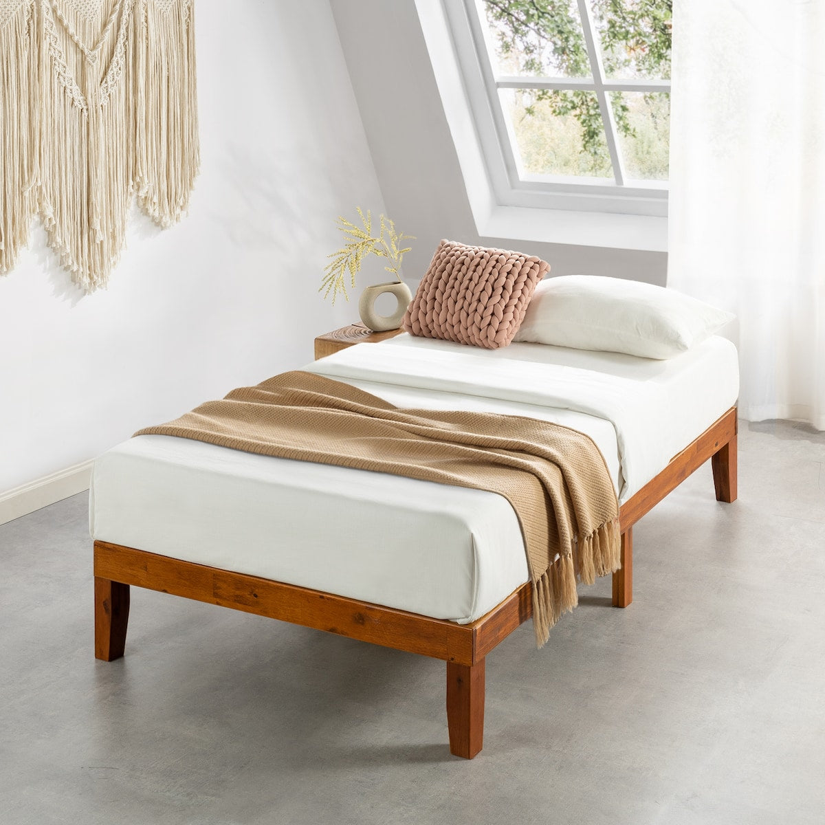 12 Letto a piattaforma classico in legno massello