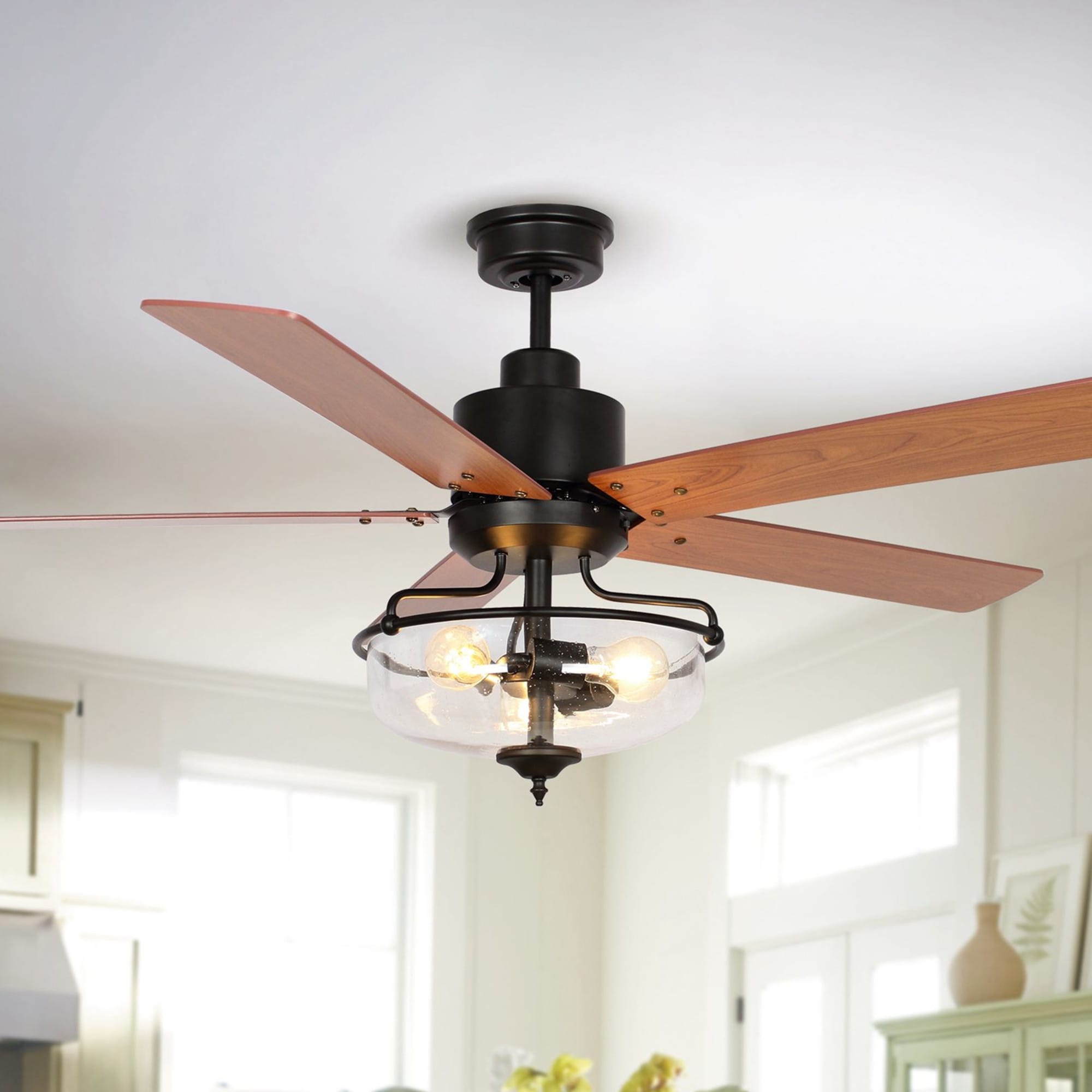 Ventilatore da soffitto reversibile in legno da 52 pollici con 5 pale e 3 luci e telecomando