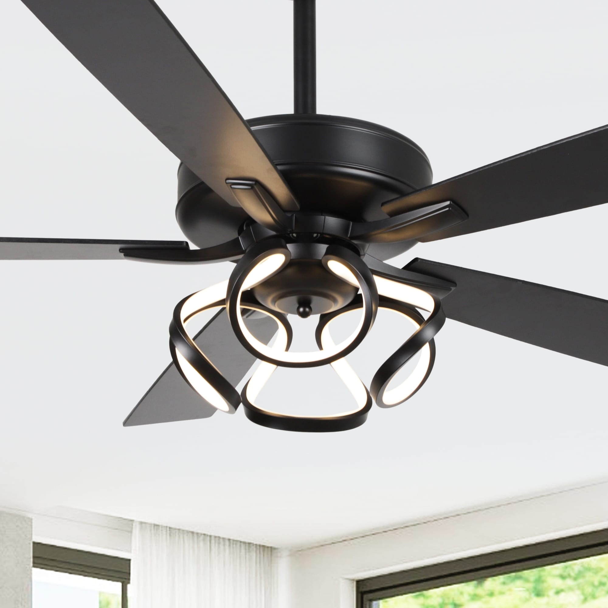 Ventilatore da soffitto moderno a LED dimmerabile da interno cromato/nero da 52 pollici con luce e telecomando