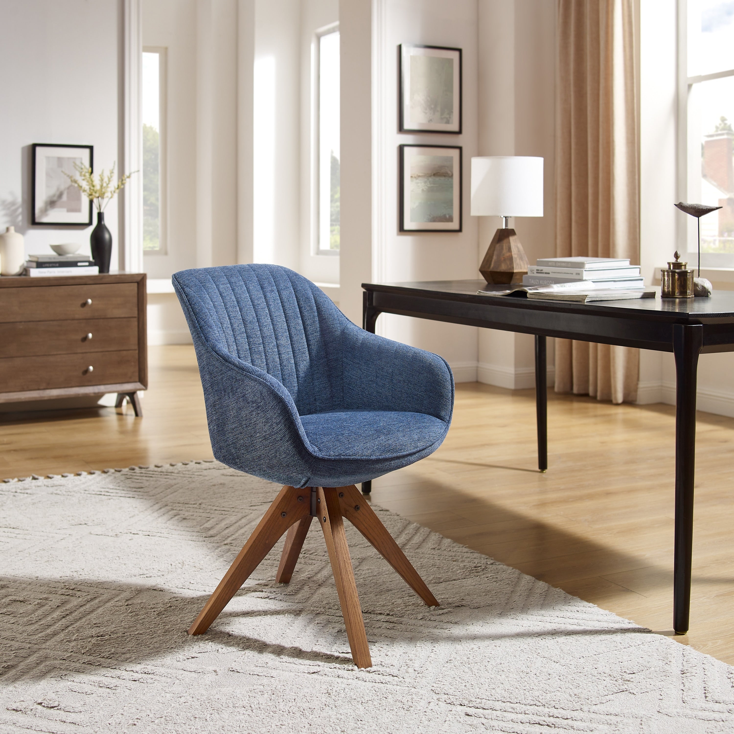 Poltrona girevole moderna Art Leon per ufficio domestico con gambe in legno