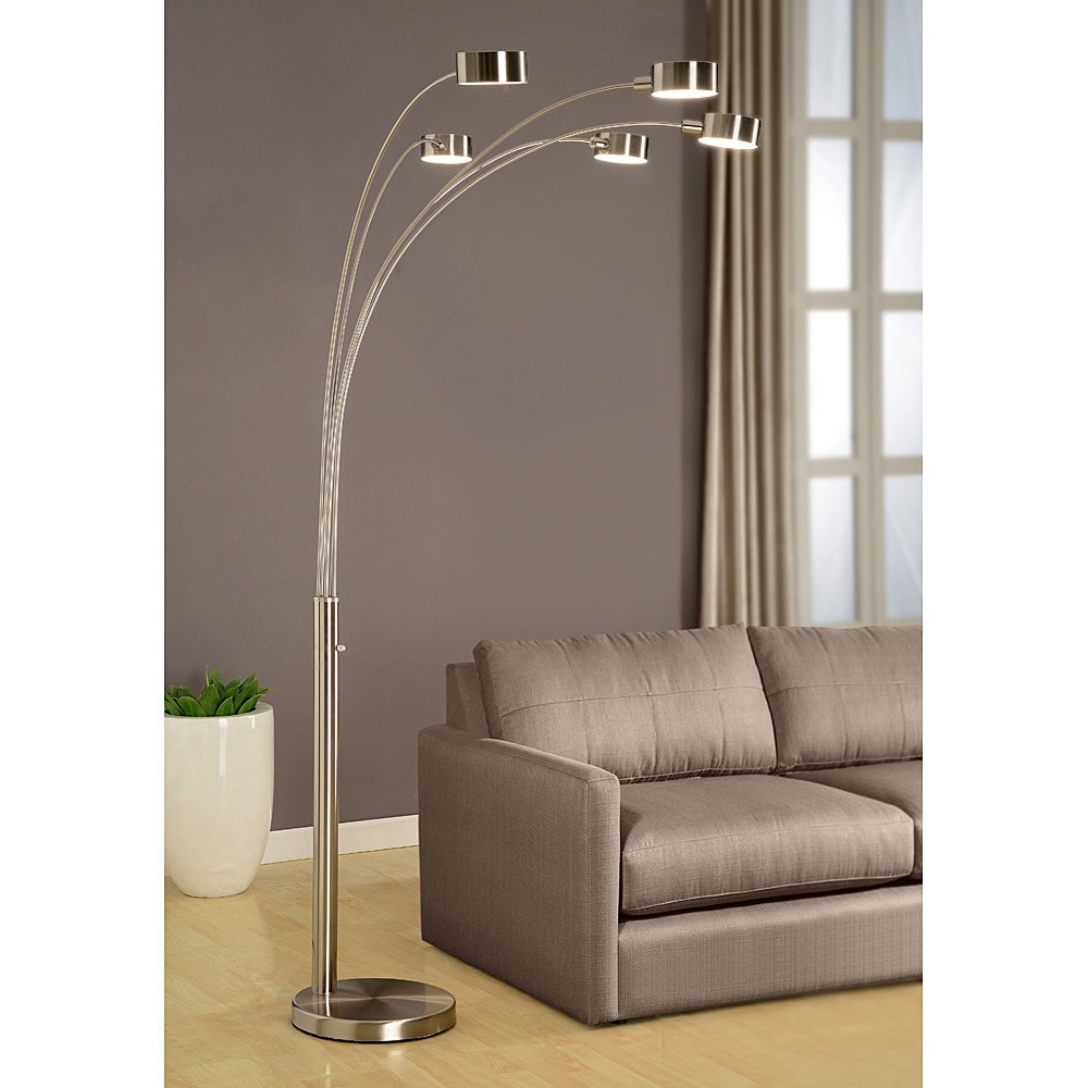 Lampada da terra ad arco a 5 luci Charlie in acciaio spazzolato di Strick &amp; Bolton