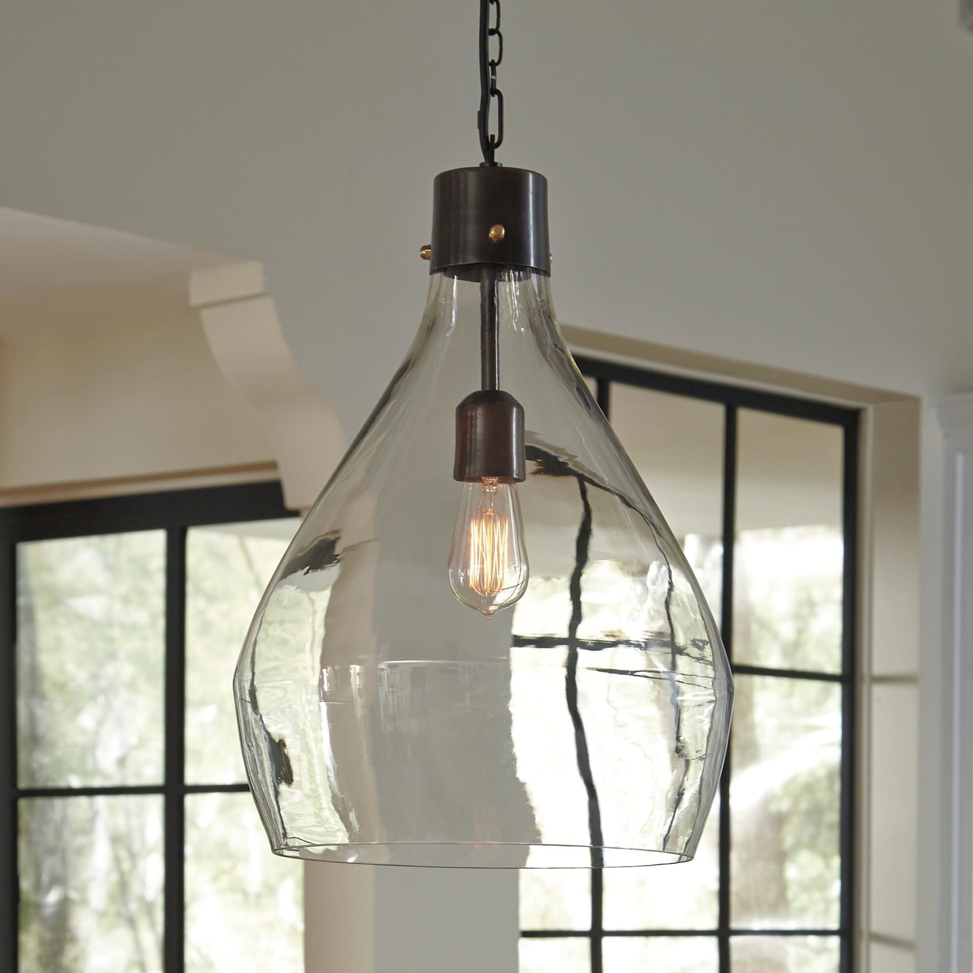 Lampada a sospensione in vetro grigio Signature Design by Ashley Avalbane - 13,88 L x 13,88 P x 20,25 A