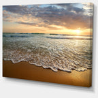 Tramonto luminoso e nuvoloso nell'oceano calmo - Tela artistica con paesaggio marino contemporaneo