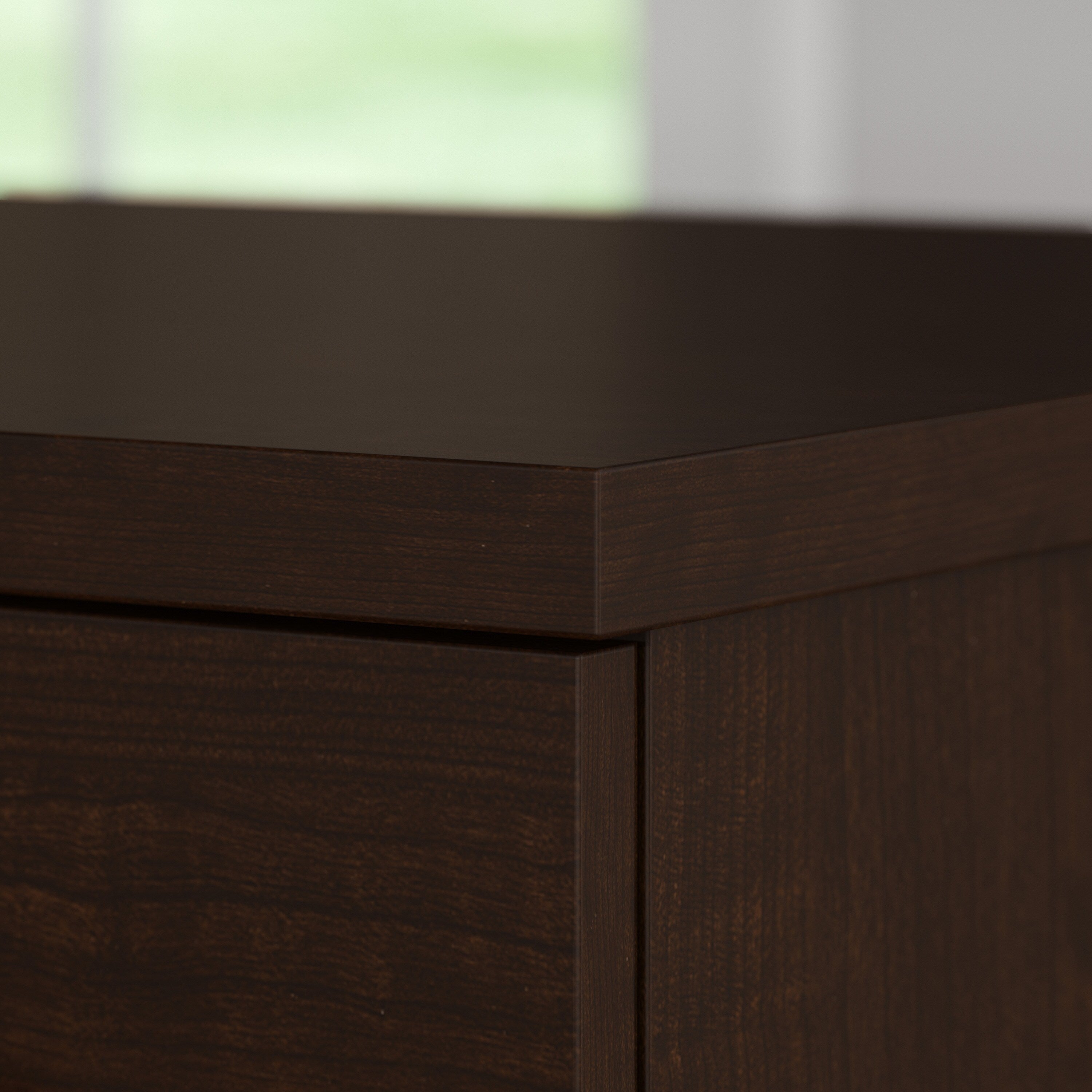 Libreria alta a 5 ripiani Somerset di Bush Furniture con ripiani regolabili