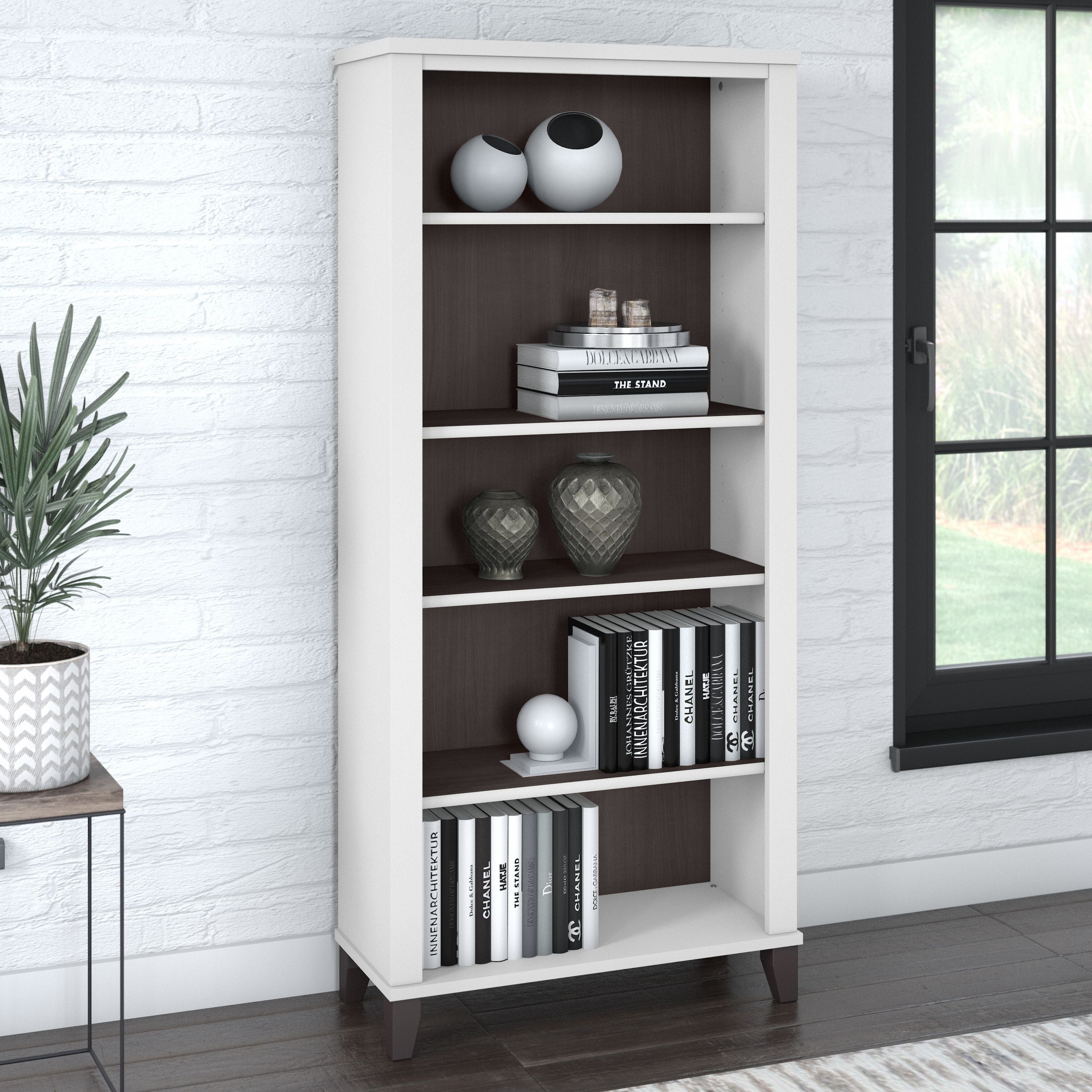 Libreria alta a 5 ripiani Somerset di Bush Furniture con ripiani regolabili