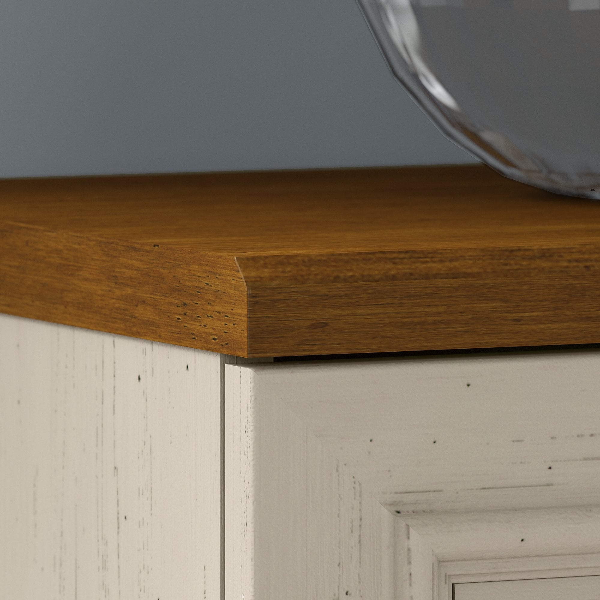 Mobiletto portaoggetti Fairview con ante e ripiani di Bush Furniture - 31,73 L x 12,76 P x 30,71 A