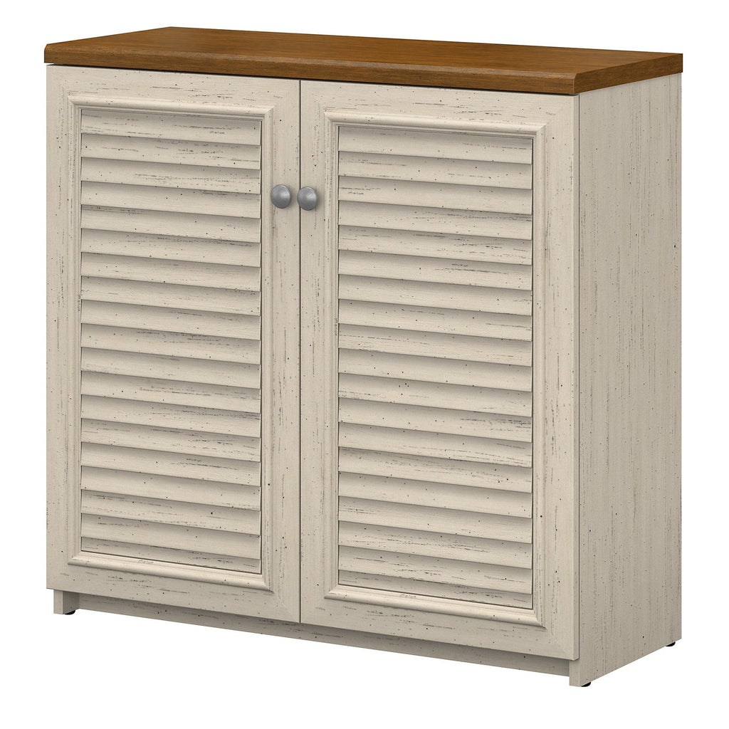 Mobiletto portaoggetti Fairview con ante e ripiani di Bush Furniture - 31,73 L x 12,76 P x 30,71 A