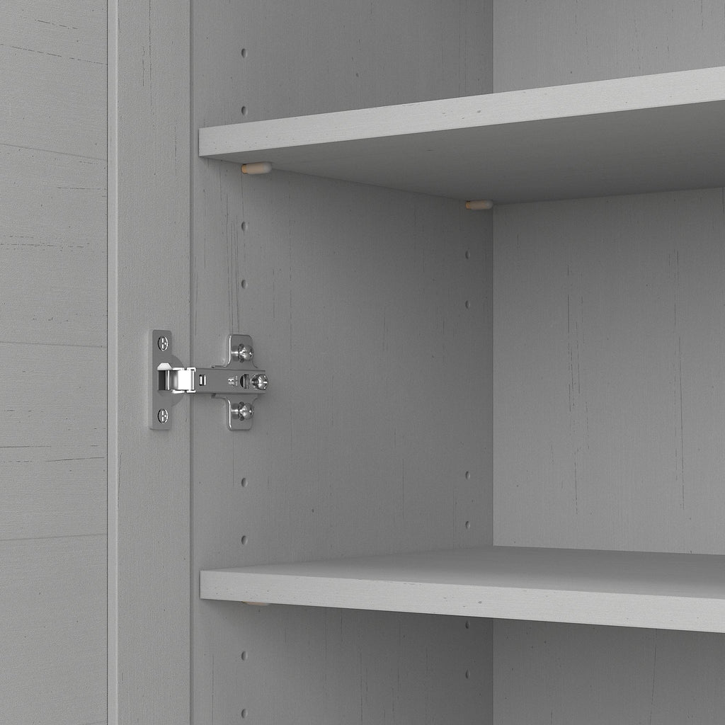 Mobiletto portaoggetti Fairview con ante e ripiani di Bush Furniture - 31,73 L x 12,76 P x 30,71 A