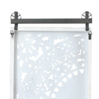 Decorazione murale in legno bianco avorio anticato con fiori e dettagli neri (set da 2)