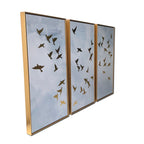 Set di 3 stampe di uccelli dorati su tela galleggiante dorata con cornice decorativa da parete