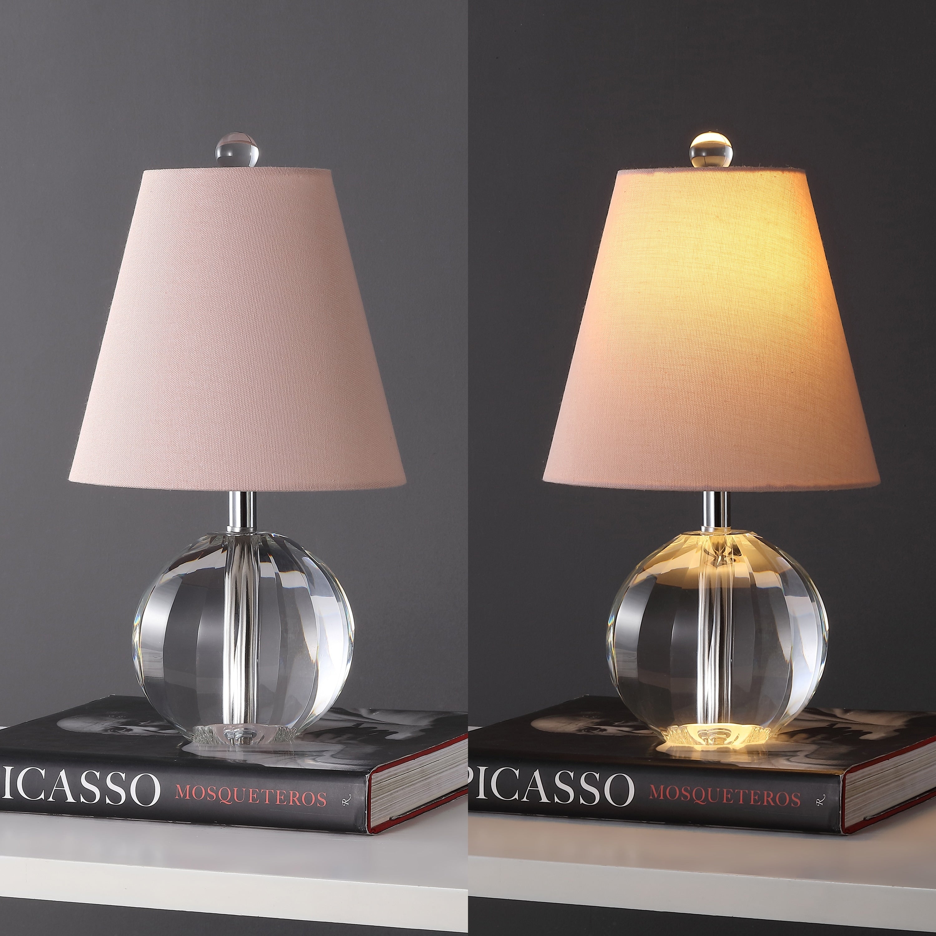 Lampada da tavolo a LED Goddard 16 Crystal Ball/Metal, di JONATHAN Y
