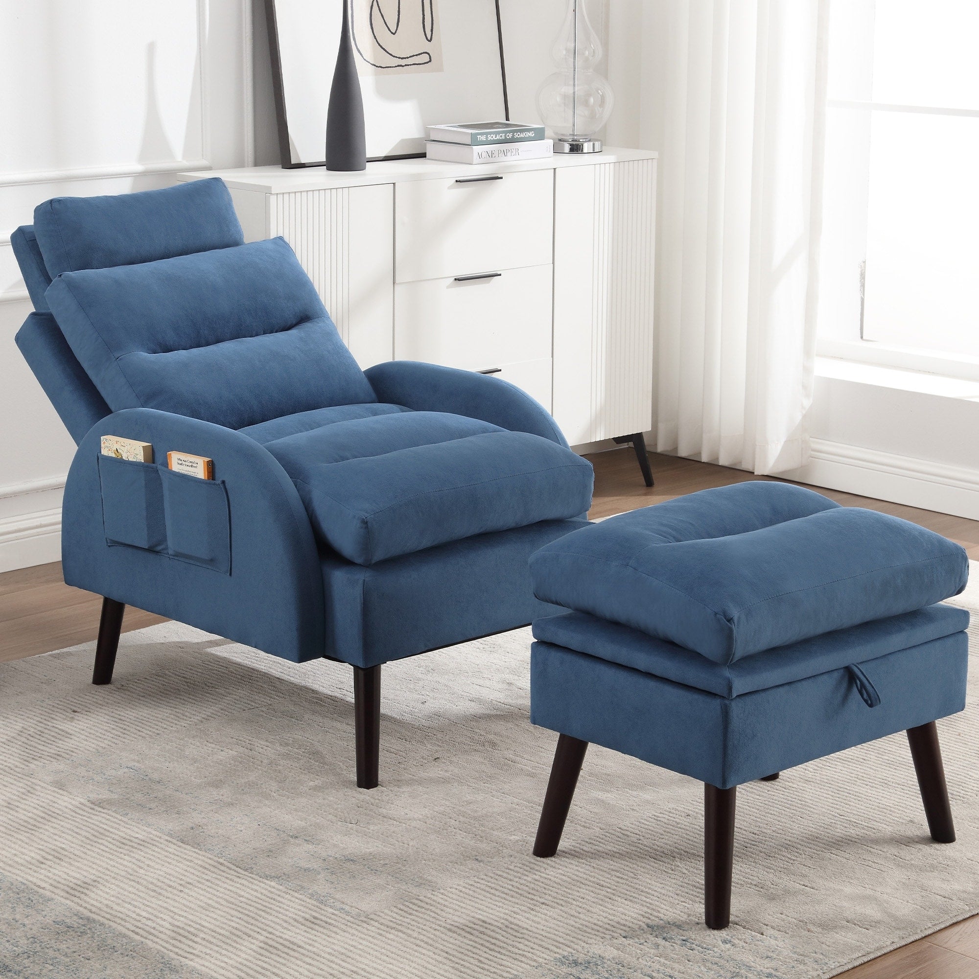 Poltrona lounge HOMYKA con schienale regolabile e pouf contenitore