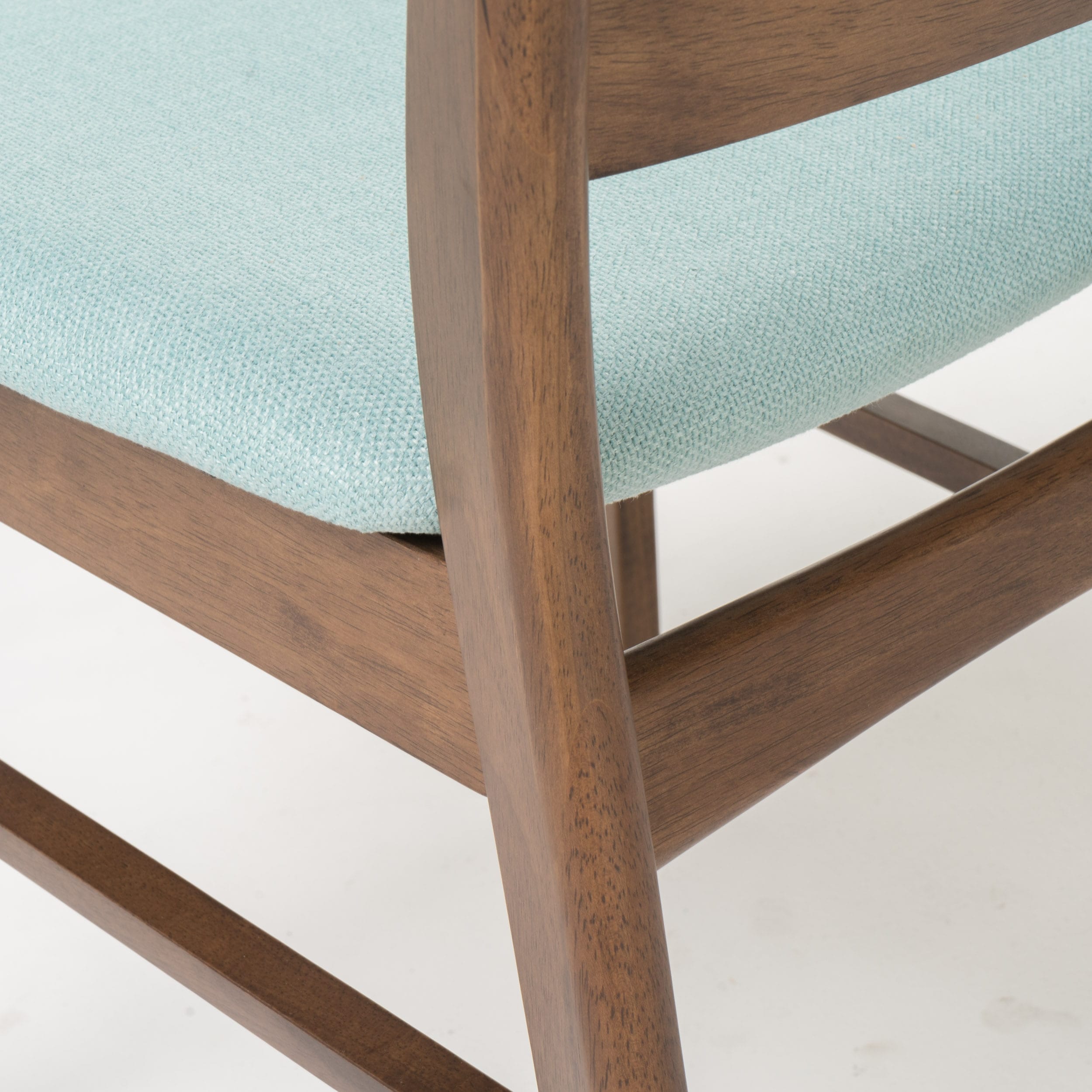 Sedia da pranzo Abrielle in legno di caucciù imbottita in stile moderno di metà secolo (set di 2) di Christopher Knight Home