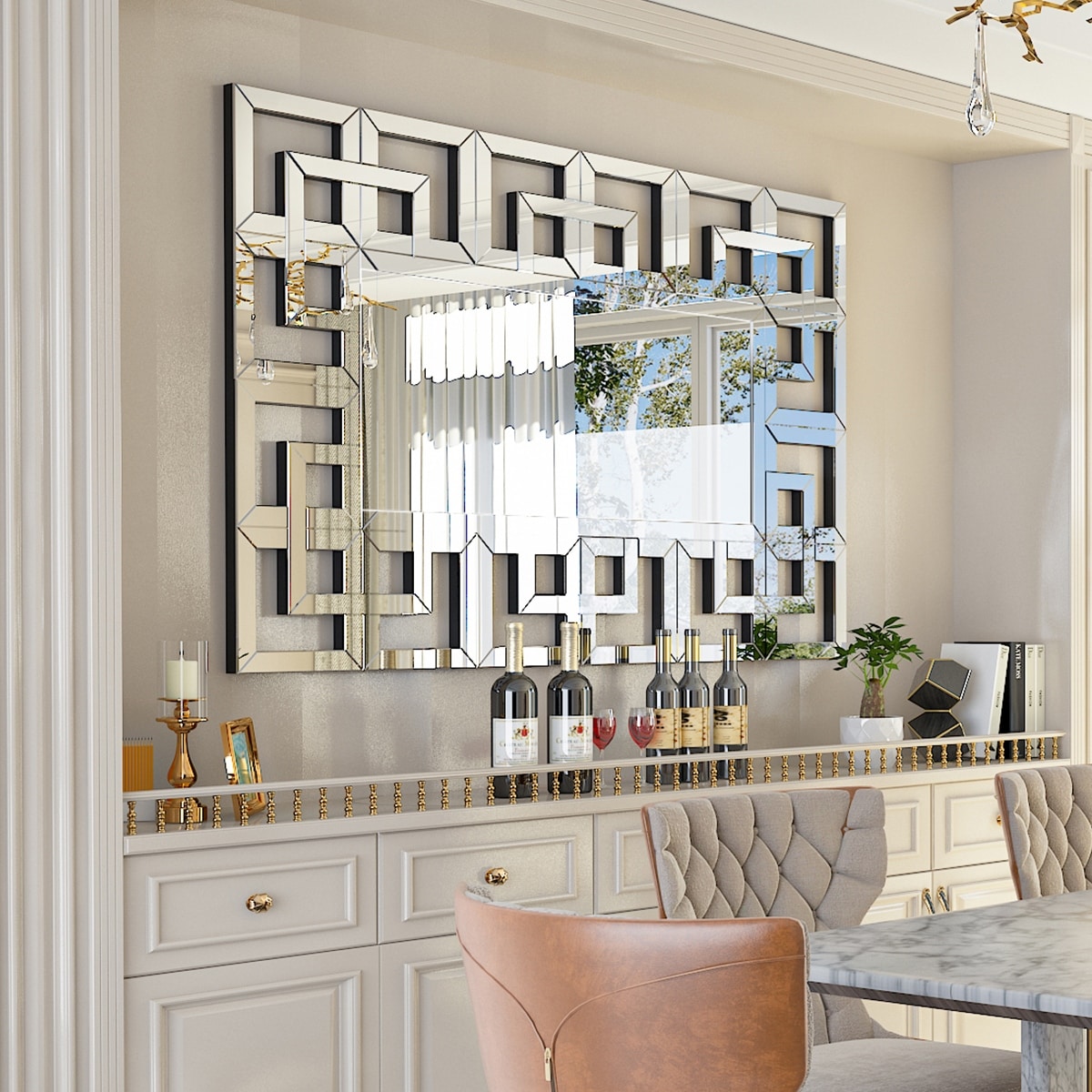 Grande specchio da parete con cornice geometrica e accenti argentati