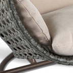 Sedia a forma di uovo sospesa LeisureMod per 2 persone con supporto - Amaca da esterno/interno in rattan e vimini per patio con cuscini