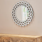 Specchio da parete Lileas Glam di Christopher Knight Home - Argento
