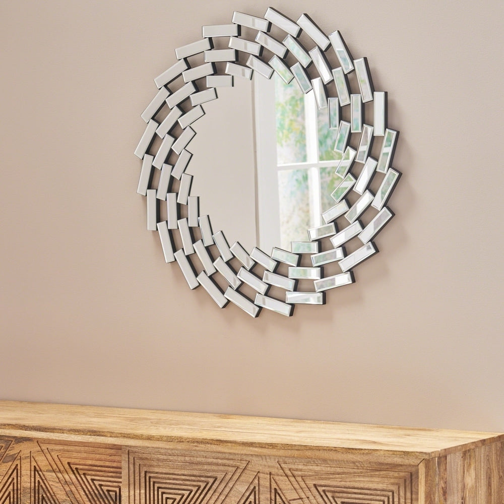 Specchio da parete Lileas Glam di Christopher Knight Home - Argento