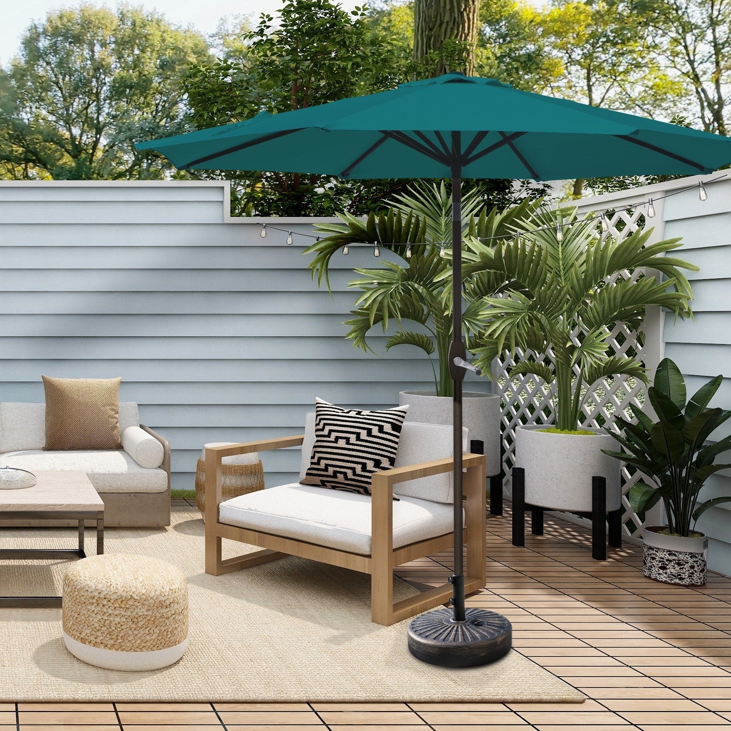 Ombrellone da giardino Lopes da 9 piedi con base in finitura bronzo e supporto per pesi incluso