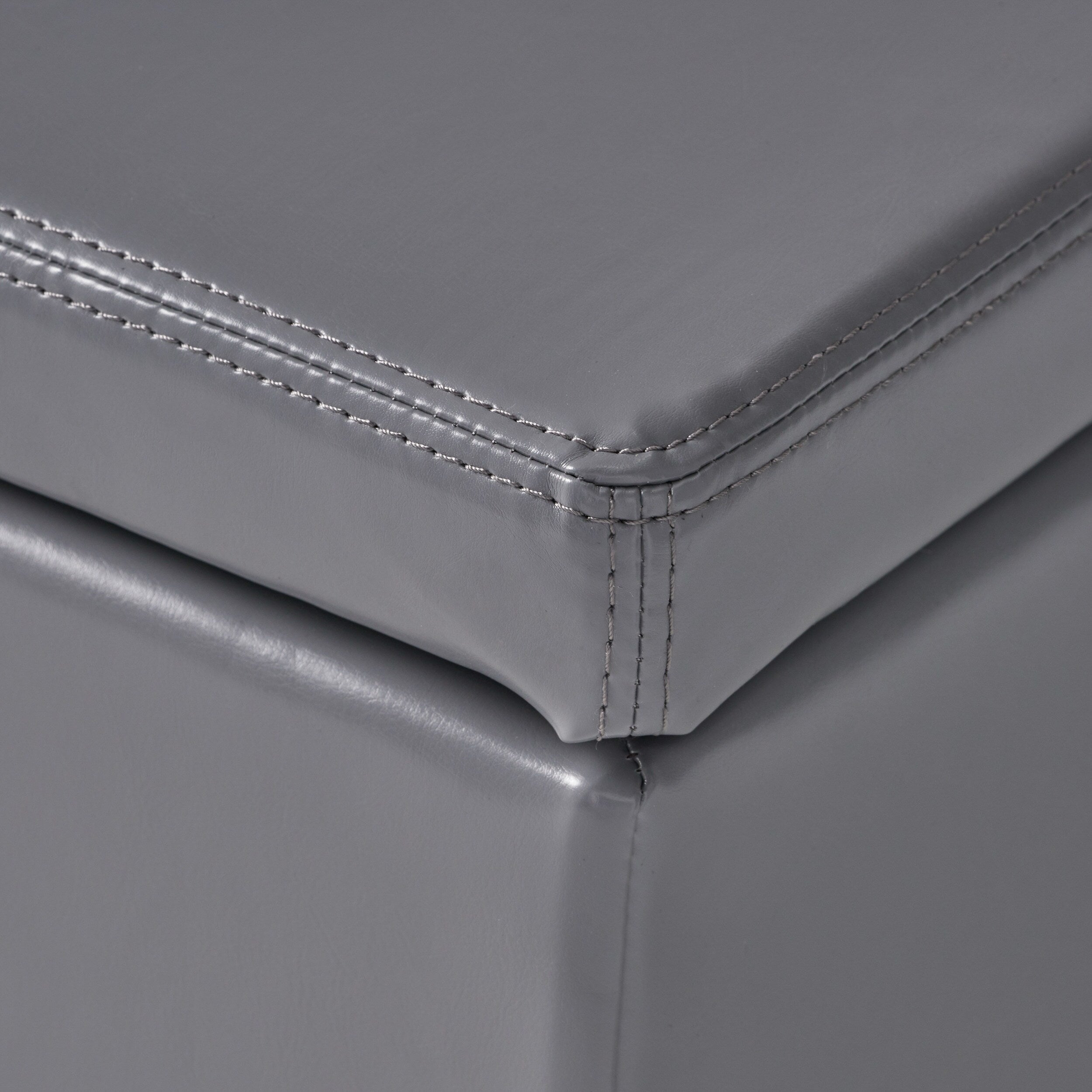 Panca portaoggetti in similpelle Lucinda di Christopher Knight Home - 51,25 L x 17,50 P x 16,25 A