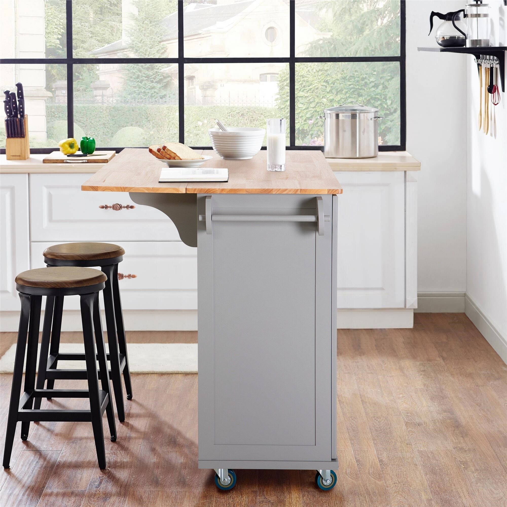 Carrello da cucina Sophia &amp; William con ribaltina e piano in legno di caucciù, carrello da cucina con ruote e ampio mobiletto portaoggetti