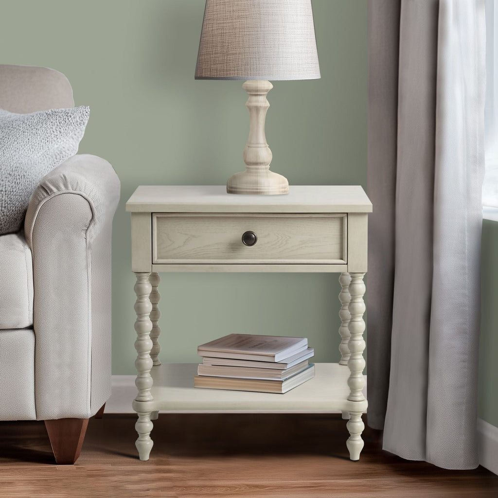 Comodino in legno tornito Madison Park Signature Beckett con cassetto e ripiano