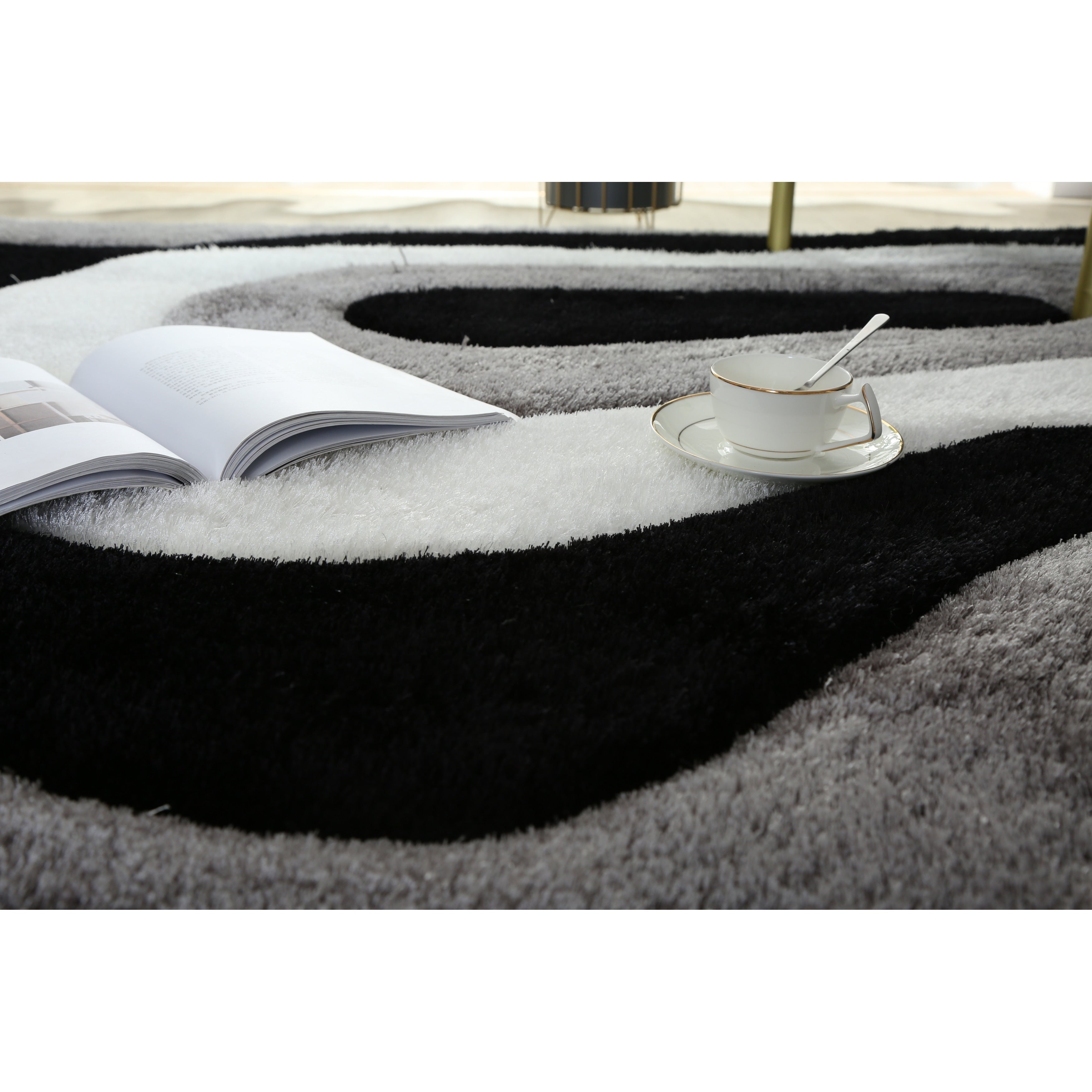 Tappeto dal design astratto Mateos Shag