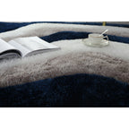 Tappeto dal design astratto Mateos Shag