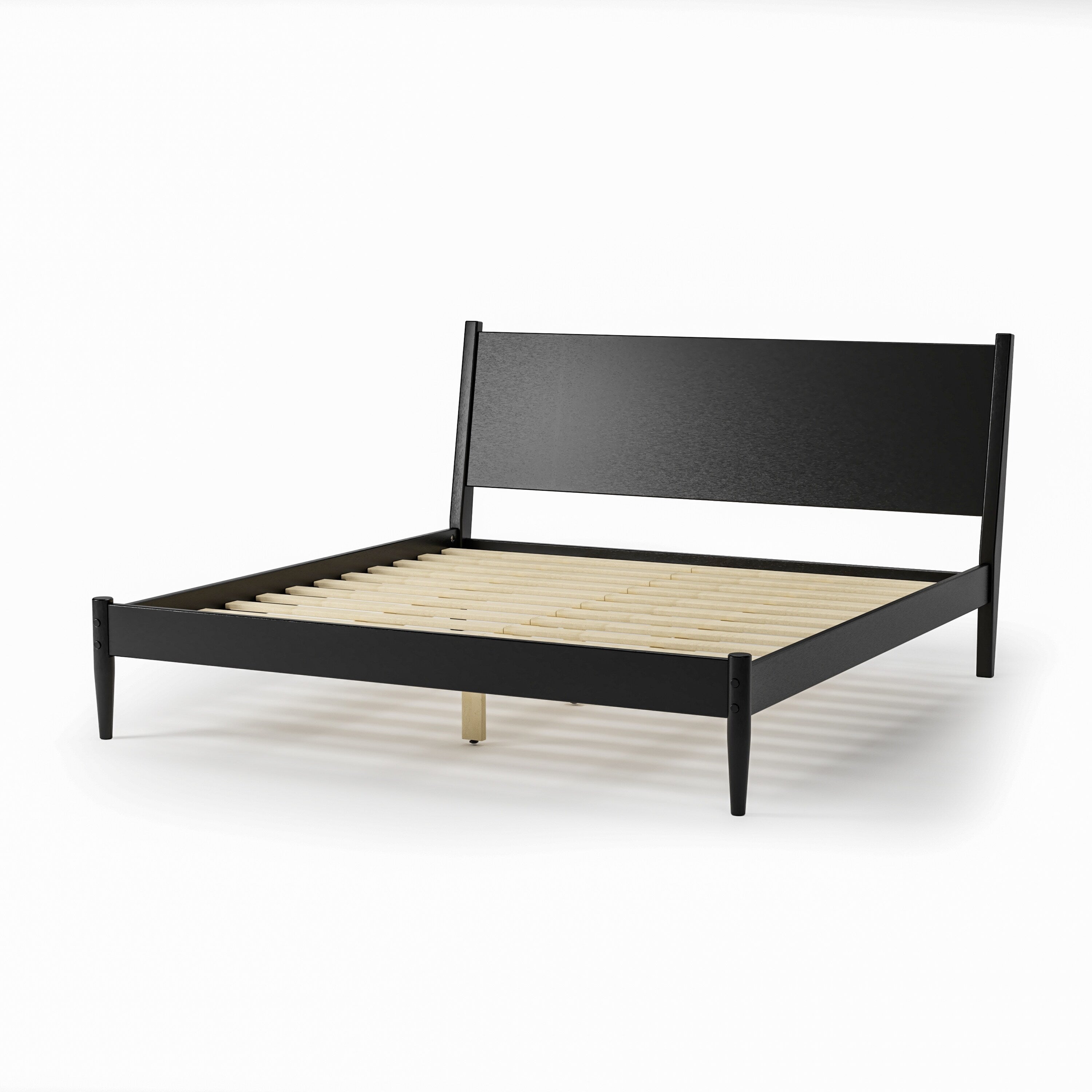 Letto a pannelli di metà secolo