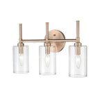 Lampada da tavolo per bagno Chastine di Millennium Lighting con paralumi in vetro trasparente bisellato