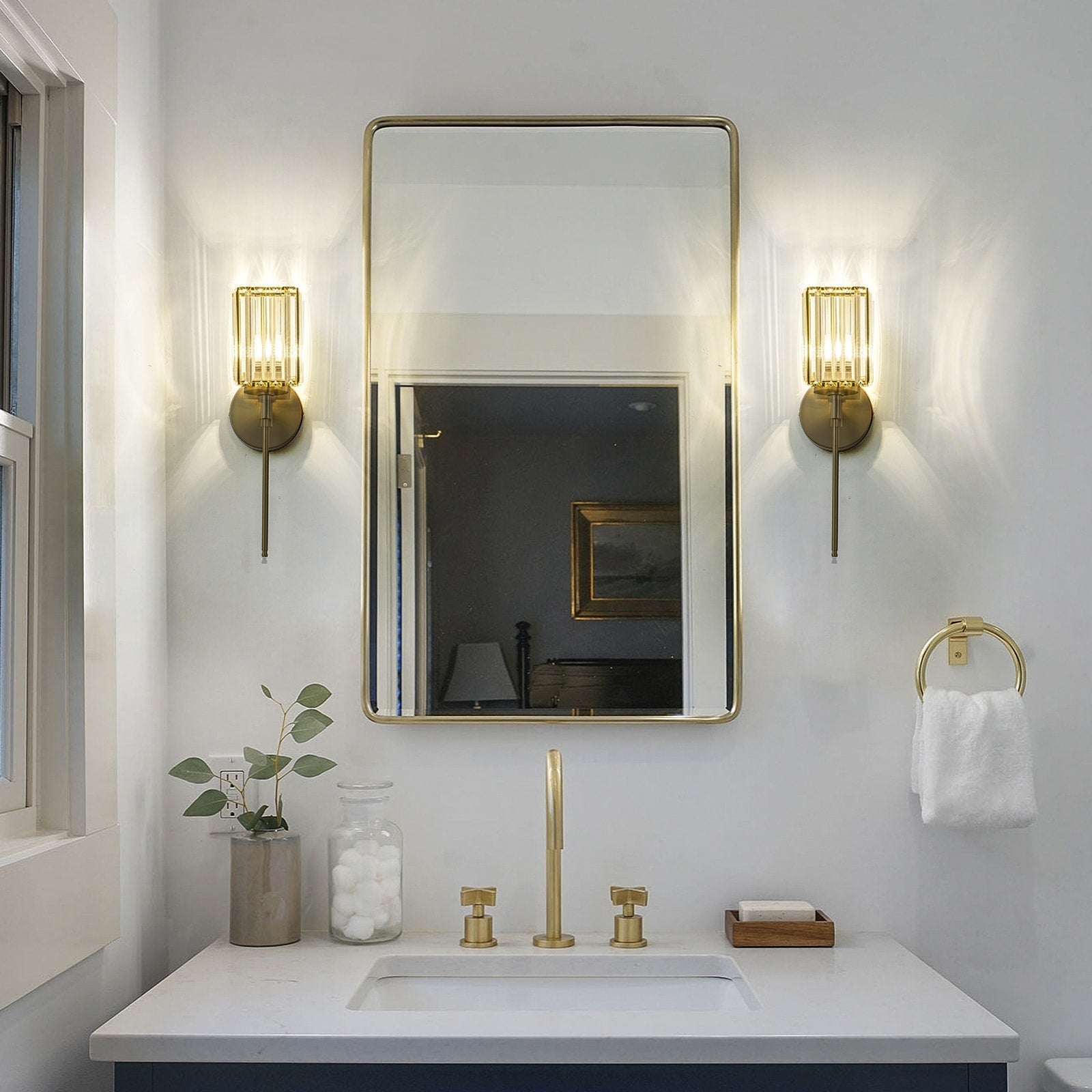 Applique da parete moderna dimmerabile in oro Glam Cylinder, lampada da toeletta in cristallo per bagno