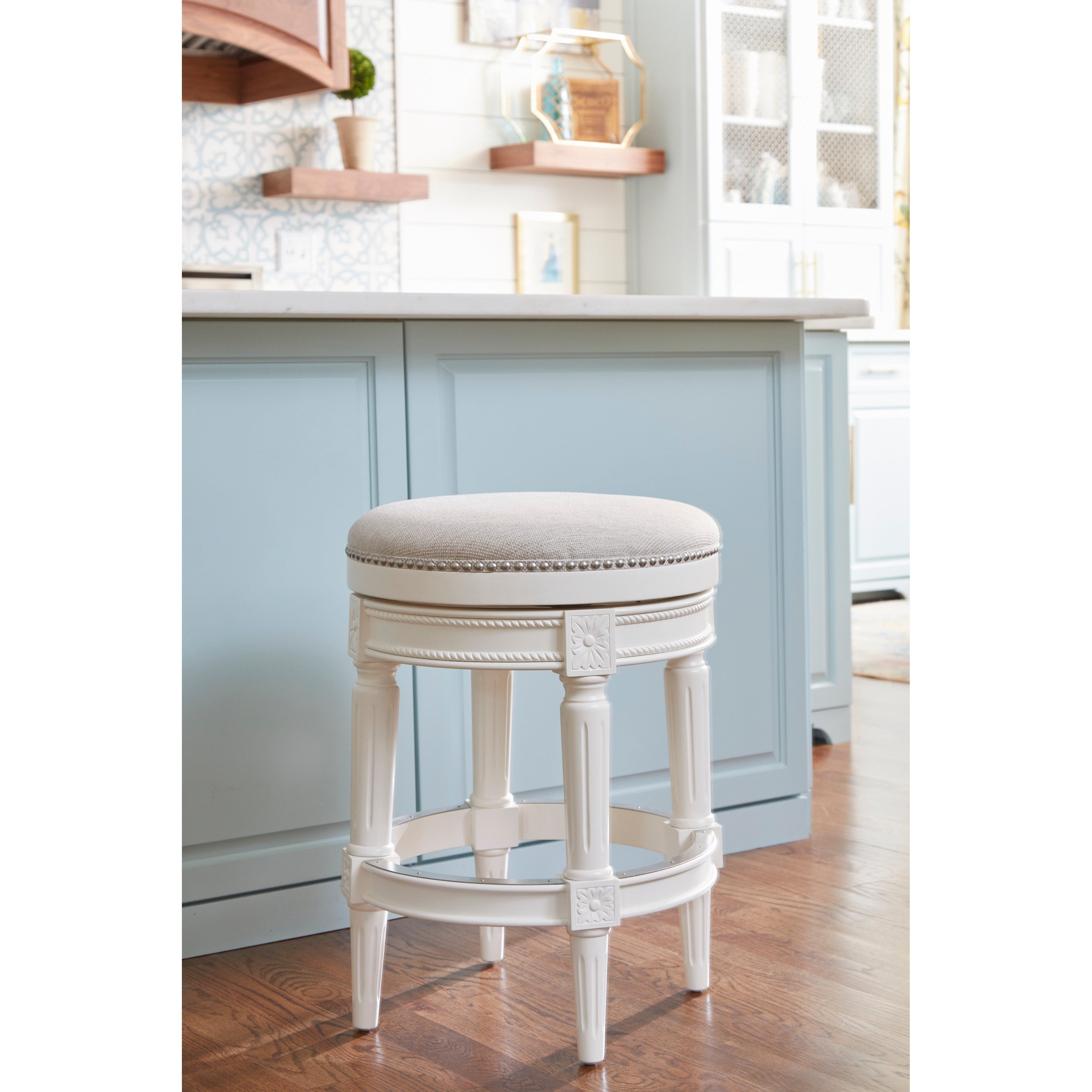 Sgabello da bar girevole senza schienale Chapman 26 per bancone New Ridge Home Goods - Altezza bancone