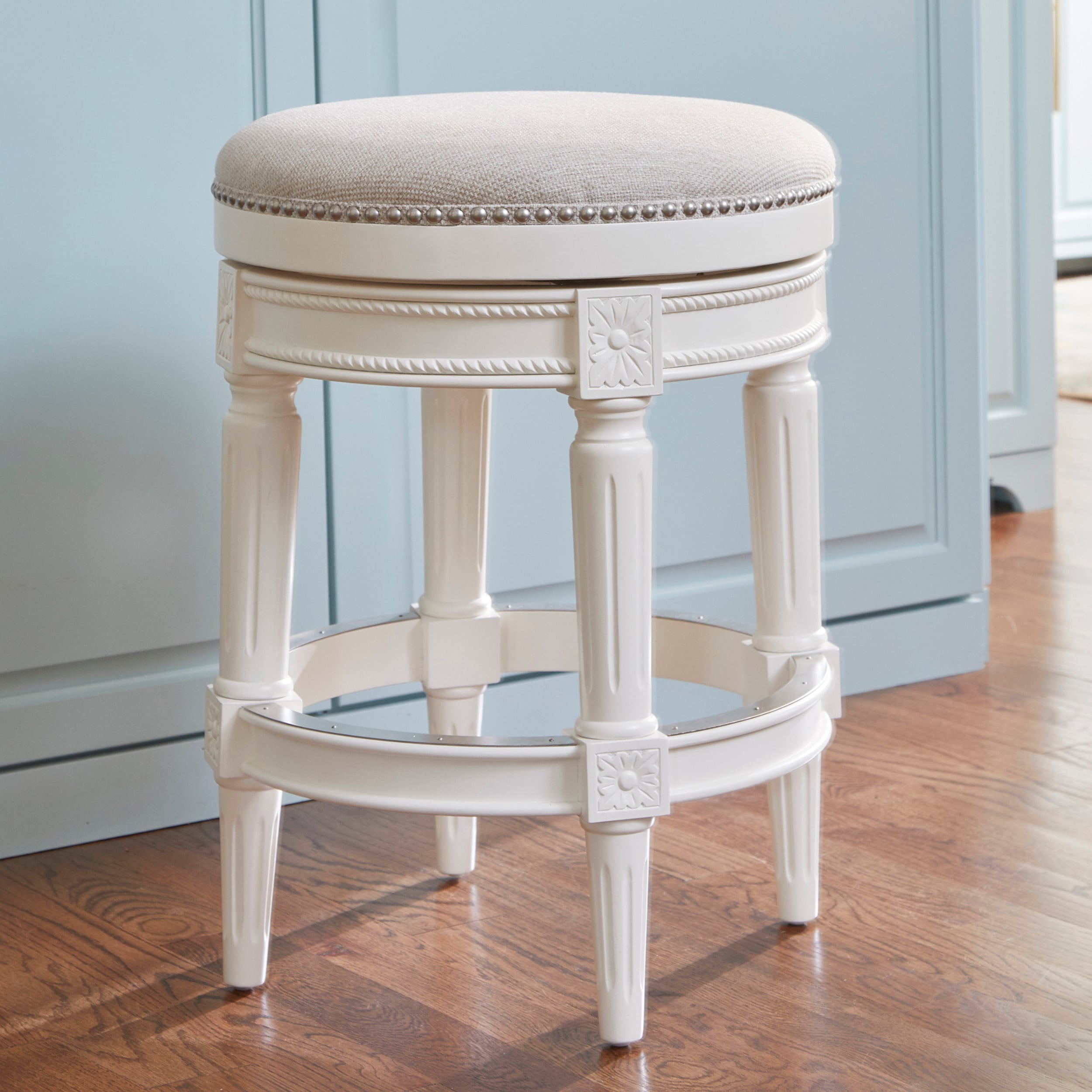 Sgabello da bar girevole senza schienale Chapman 26 per bancone New Ridge Home Goods - Altezza bancone