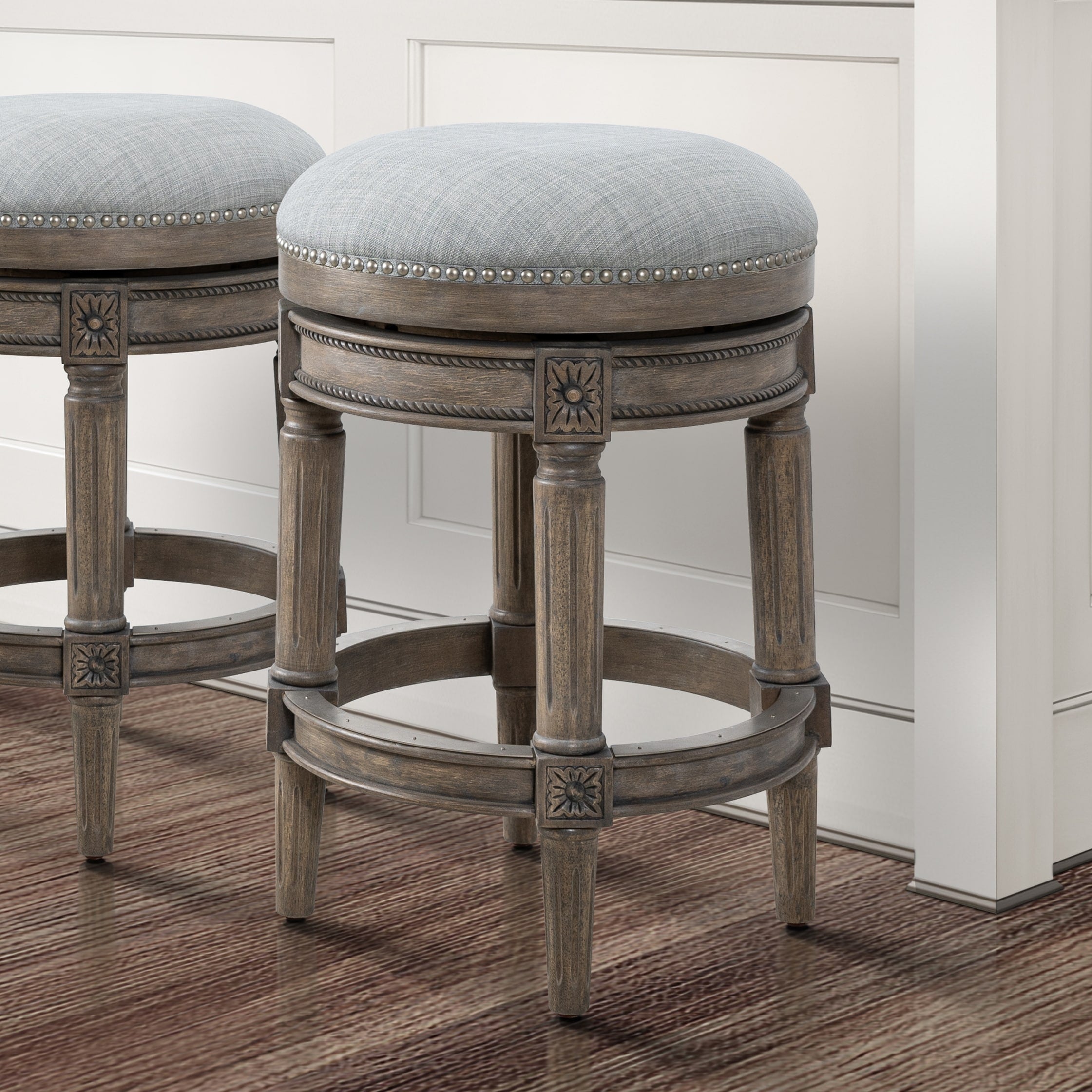 Sgabello da bar girevole senza schienale Chapman 26 per bancone New Ridge Home Goods - Altezza bancone