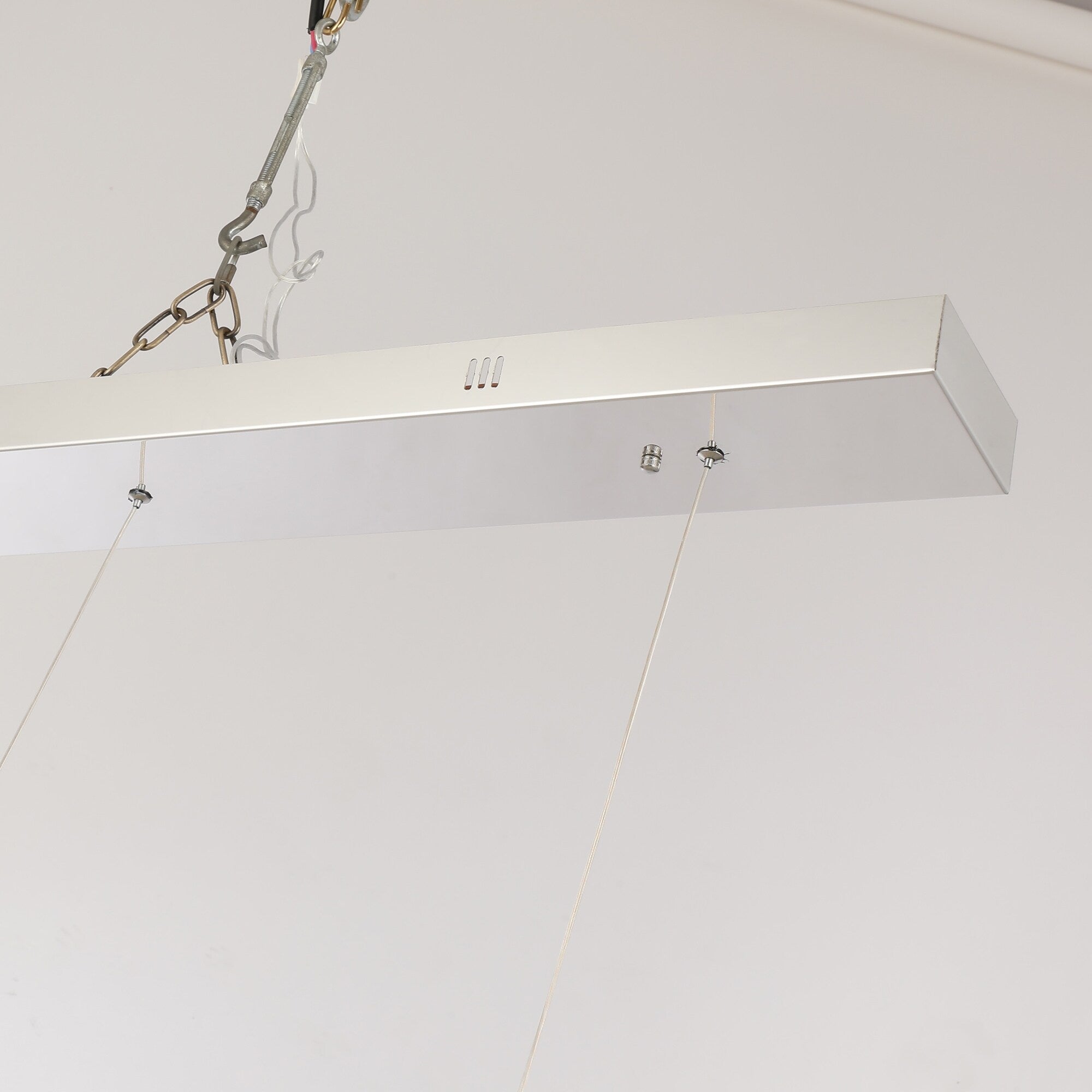 Lampadario a LED in acciaio inossidabile di lusso nordico con luci a sospensione per sala da pranzo