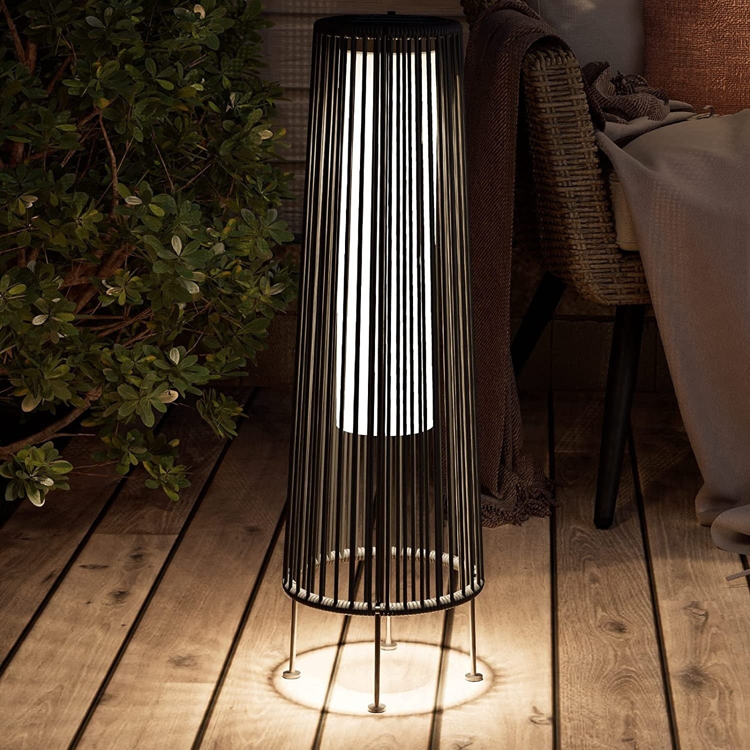 Lampada solare da pavimento per esterni, confezione da 2, lampada solare da patio in vimini per tutte le stagioni, lampada solare da esterno impermeabile per veranda, cortile, giardino