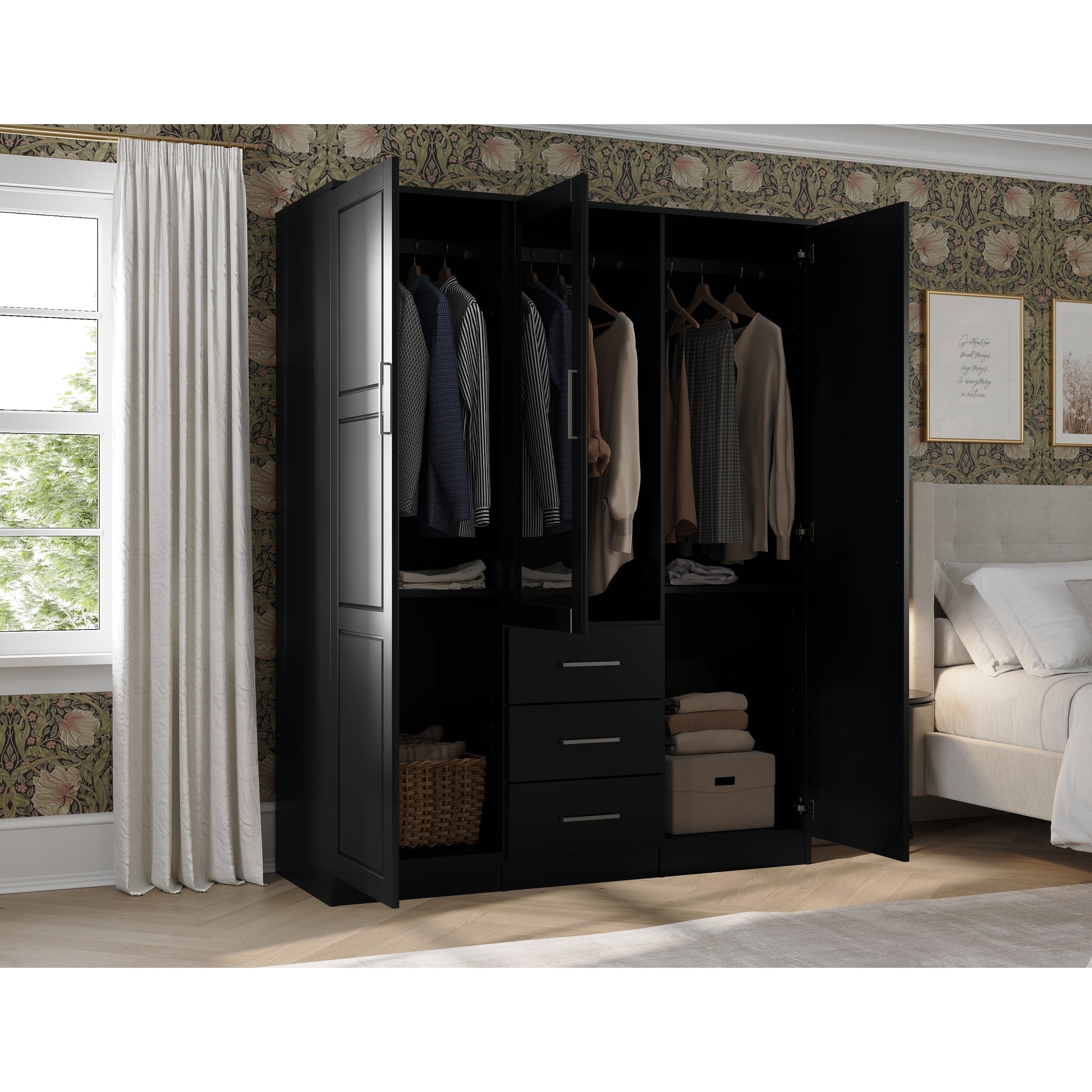 Armadio guardaroba Cosmo a 3 ante in legno massello al 100% di Palace Imports con ante in legno massello o a specchio