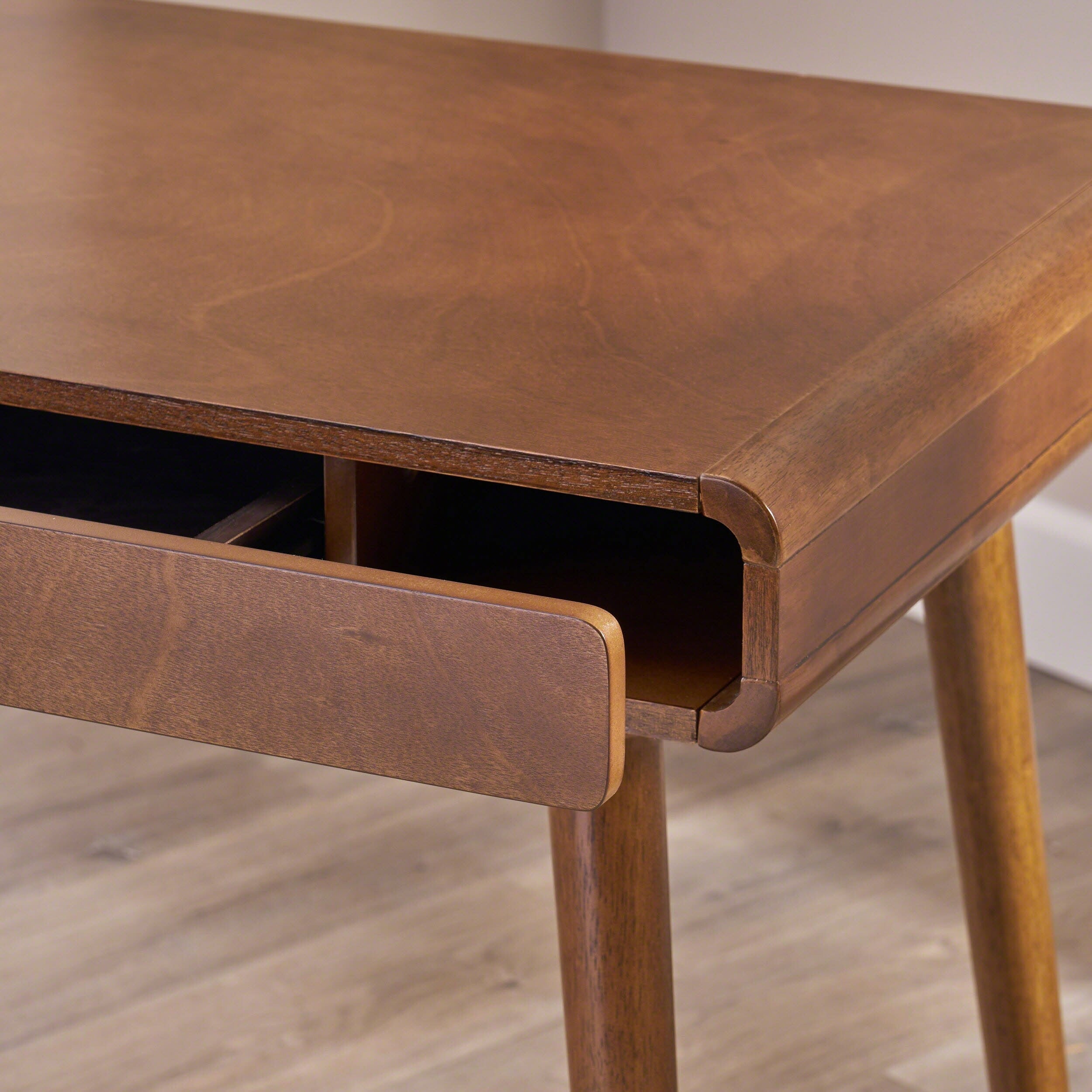 Scrivania Peninah in finto legno di caucciù di Christopher Knight Home