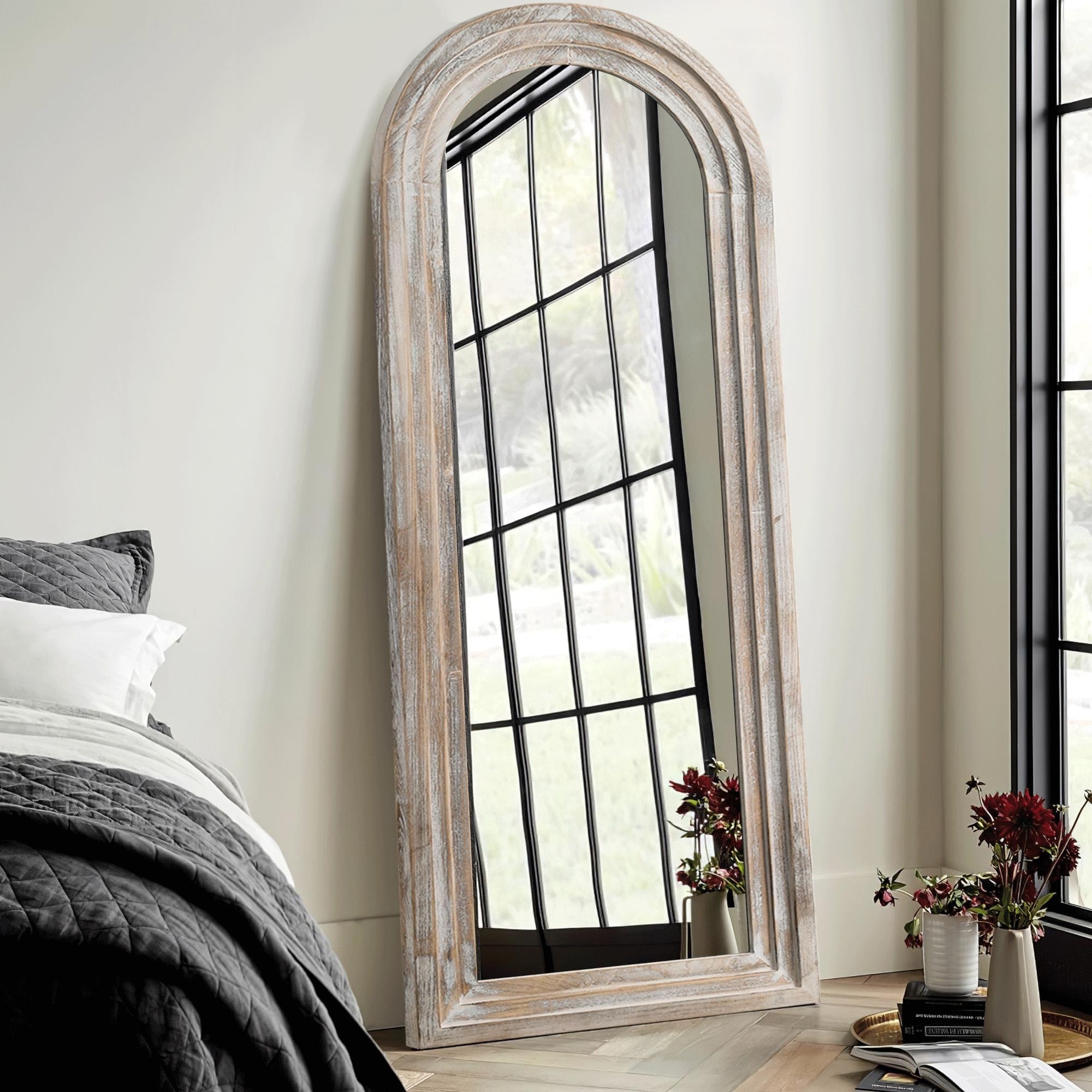 Specchio da terra a figura intera in legno anticato ad arco rustico Dovelina