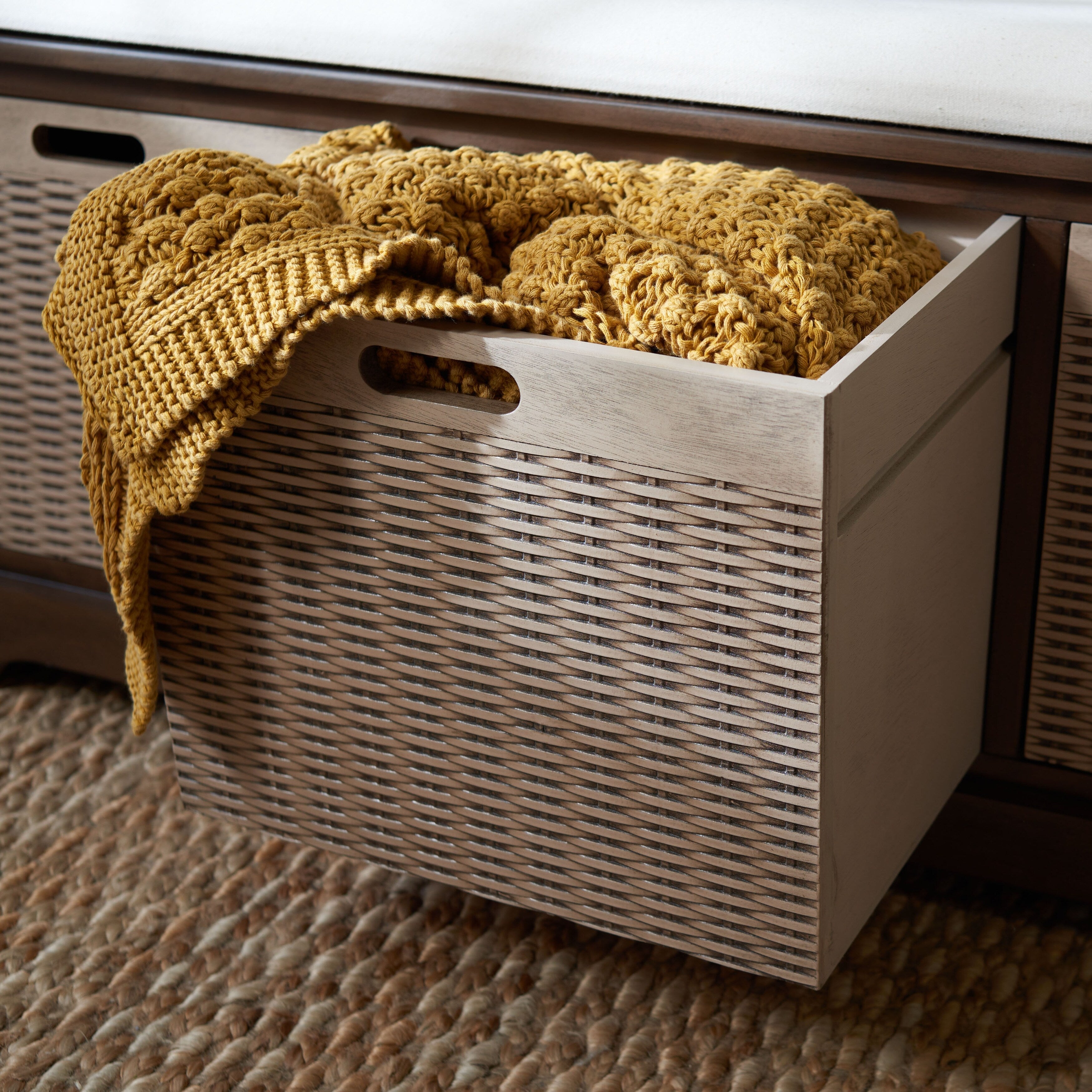 SAFAVIEH Fiorello panca portaoggetti a 3 cassetti con cuscino - 47,3 L x 15 P x 19 A - 47 L x 15 P x 19 A