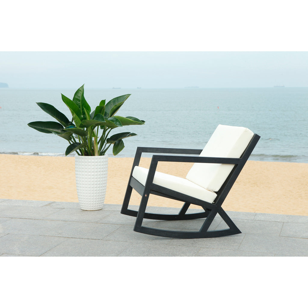 Sedia a dondolo da esterno SAFAVIEH Makaila con cuscino - 26L x 31P x 38A