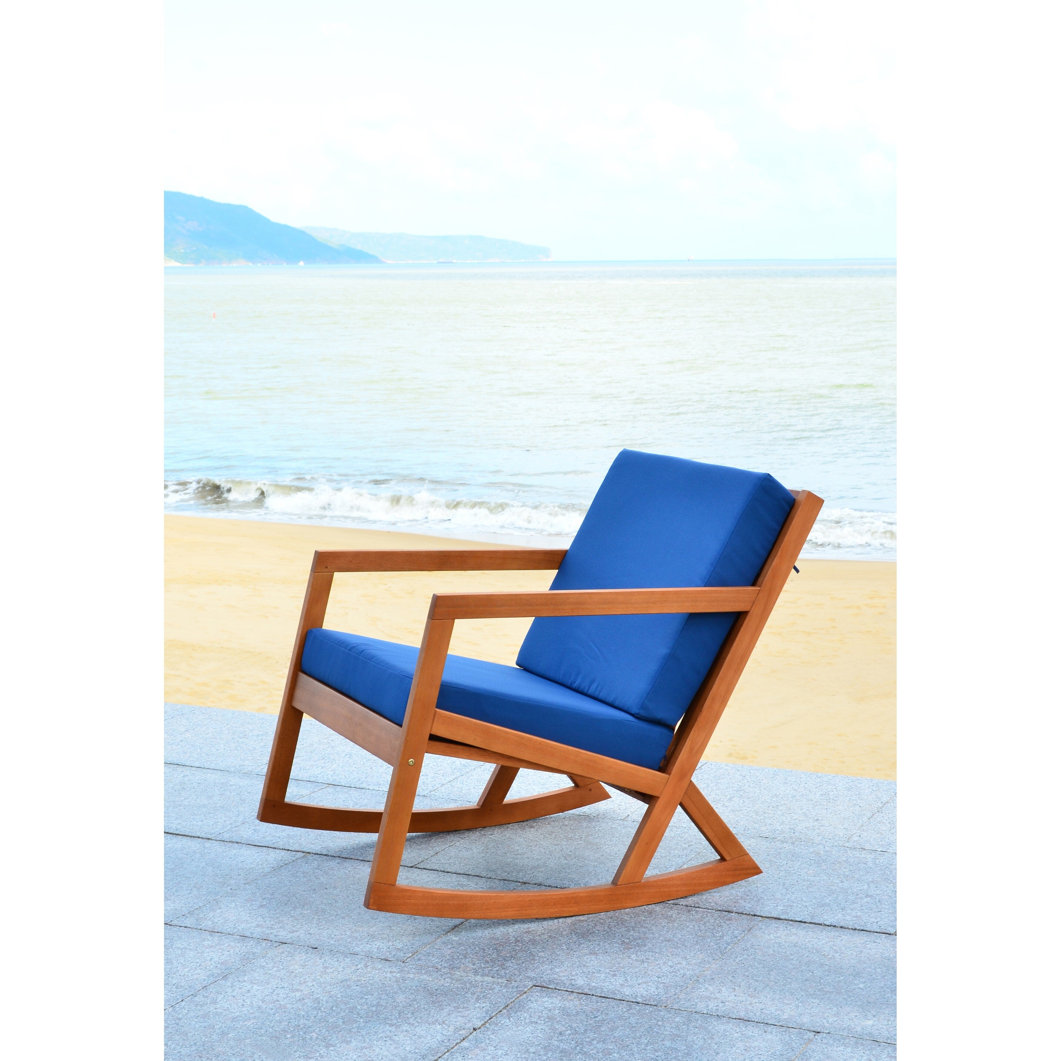 Sedia a dondolo da esterno SAFAVIEH Makaila con cuscino - 26L x 31P x 38A