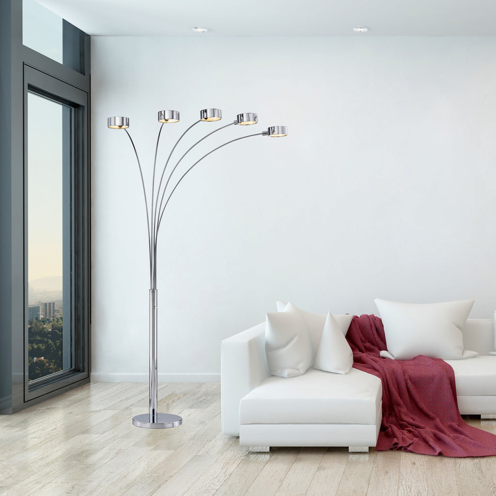 Lampada da terra ad arco a 5 luci Charlie in acciaio spazzolato di Strick &amp; Bolton