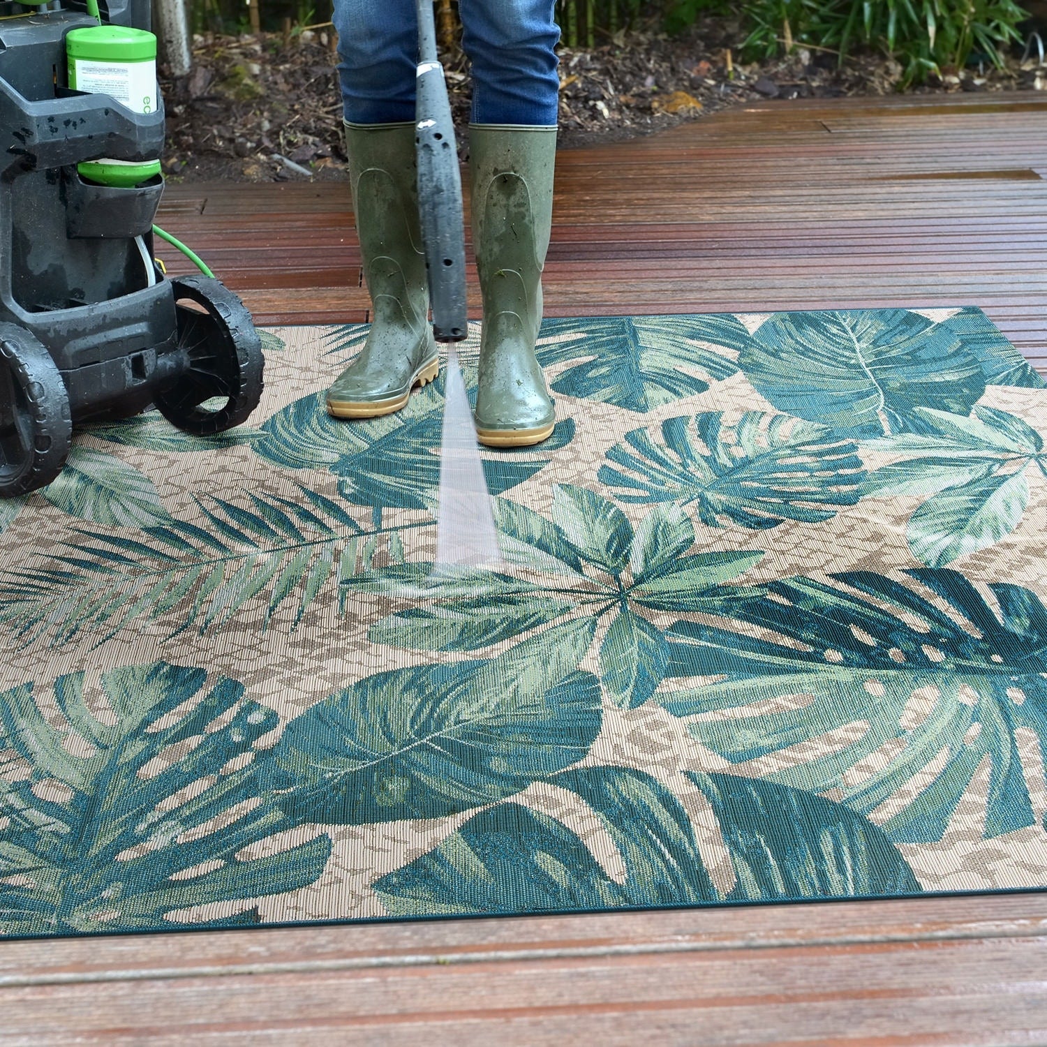 Tappeto da interno/esterno con motivi floreali tropicali contemporanei della World Rug Gallery