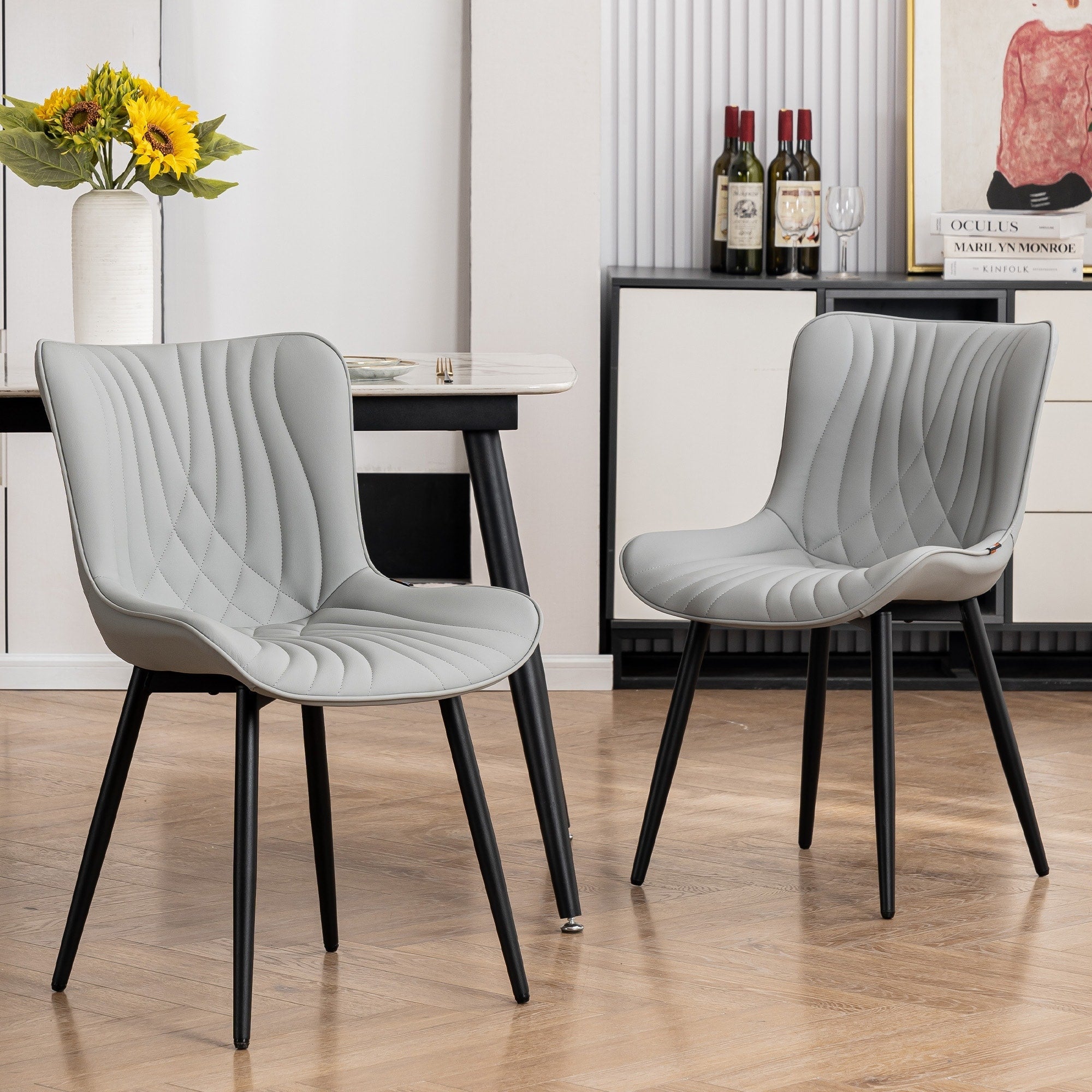 Set di 2 sedie da pranzo moderne imbottite in pelle senza braccioli