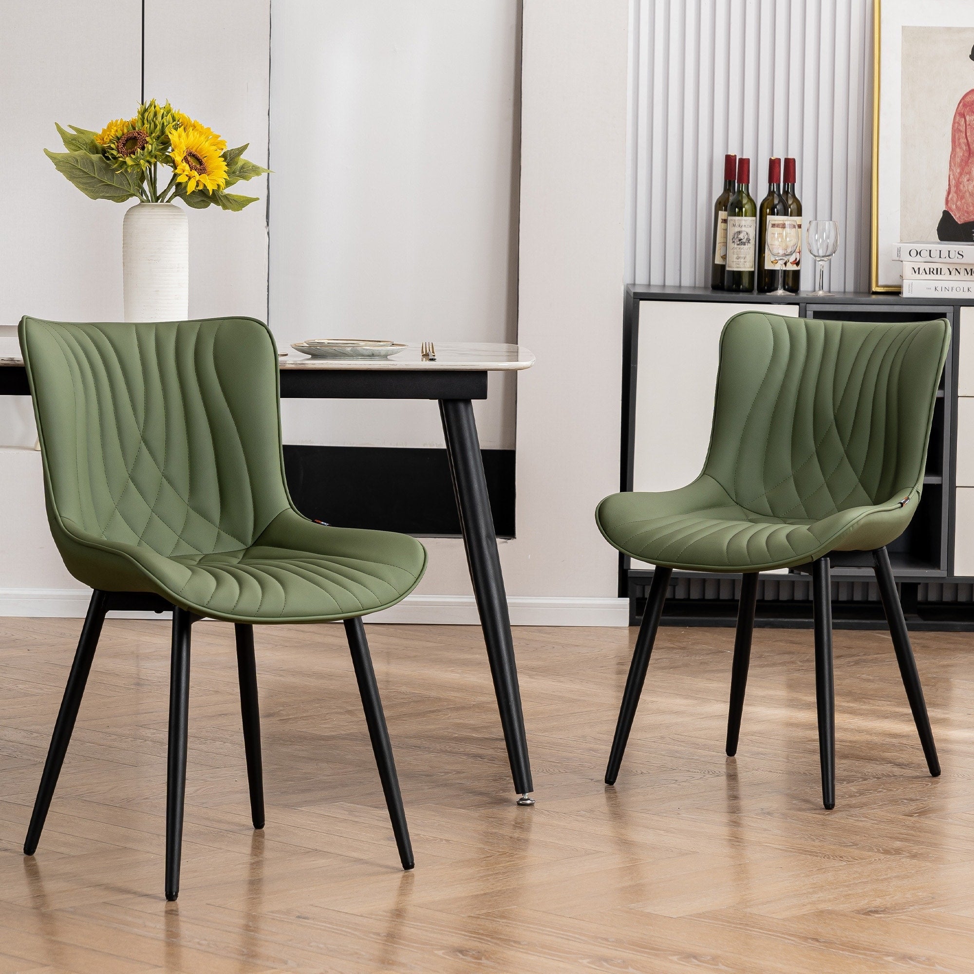 Set di 2 sedie da pranzo moderne imbottite in pelle senza braccioli