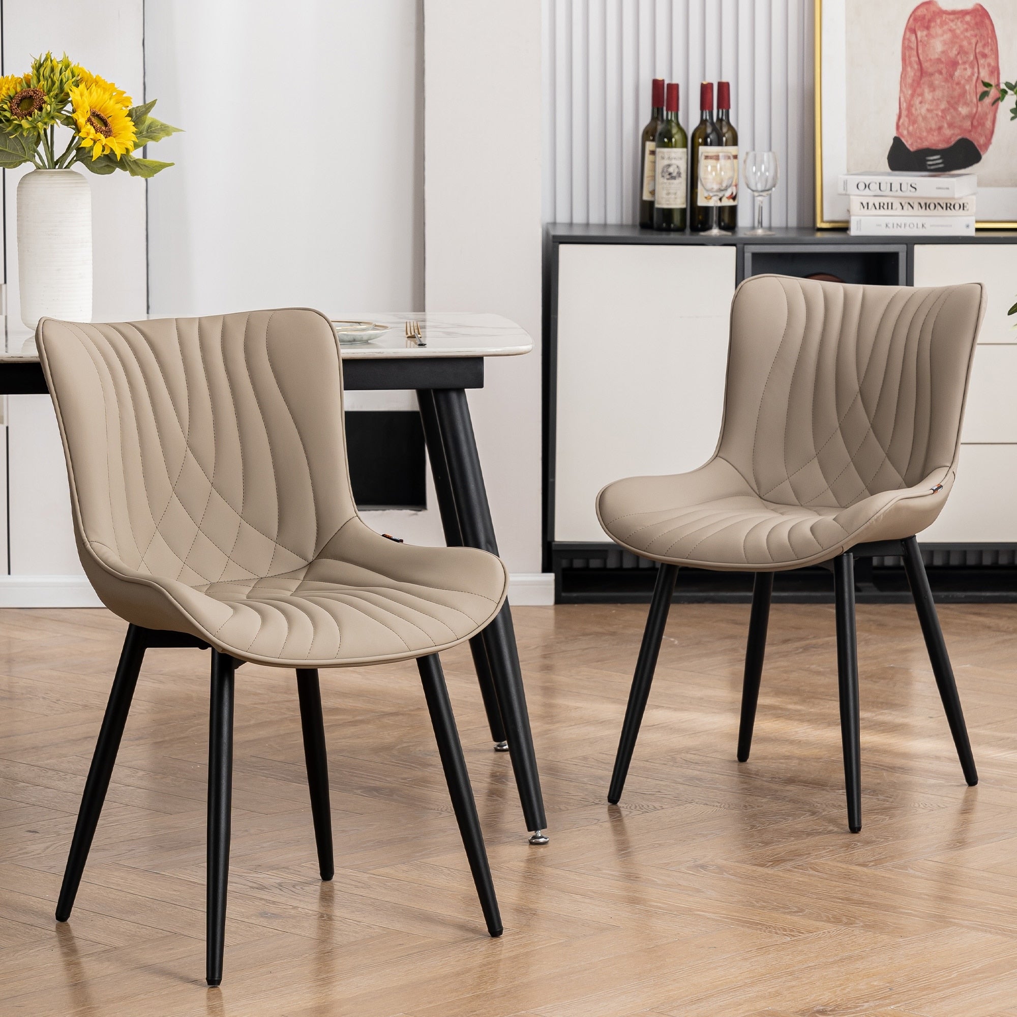 Set di 2 sedie da pranzo moderne imbottite in pelle senza braccioli