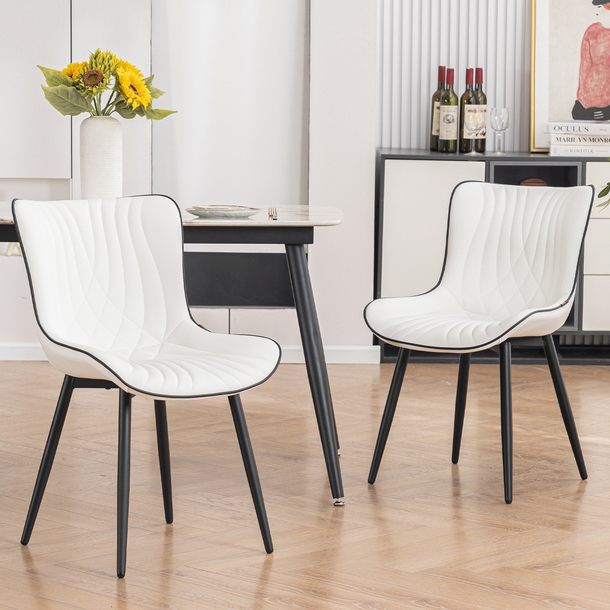 Set di 2 sedie da pranzo moderne imbottite in pelle senza braccioli