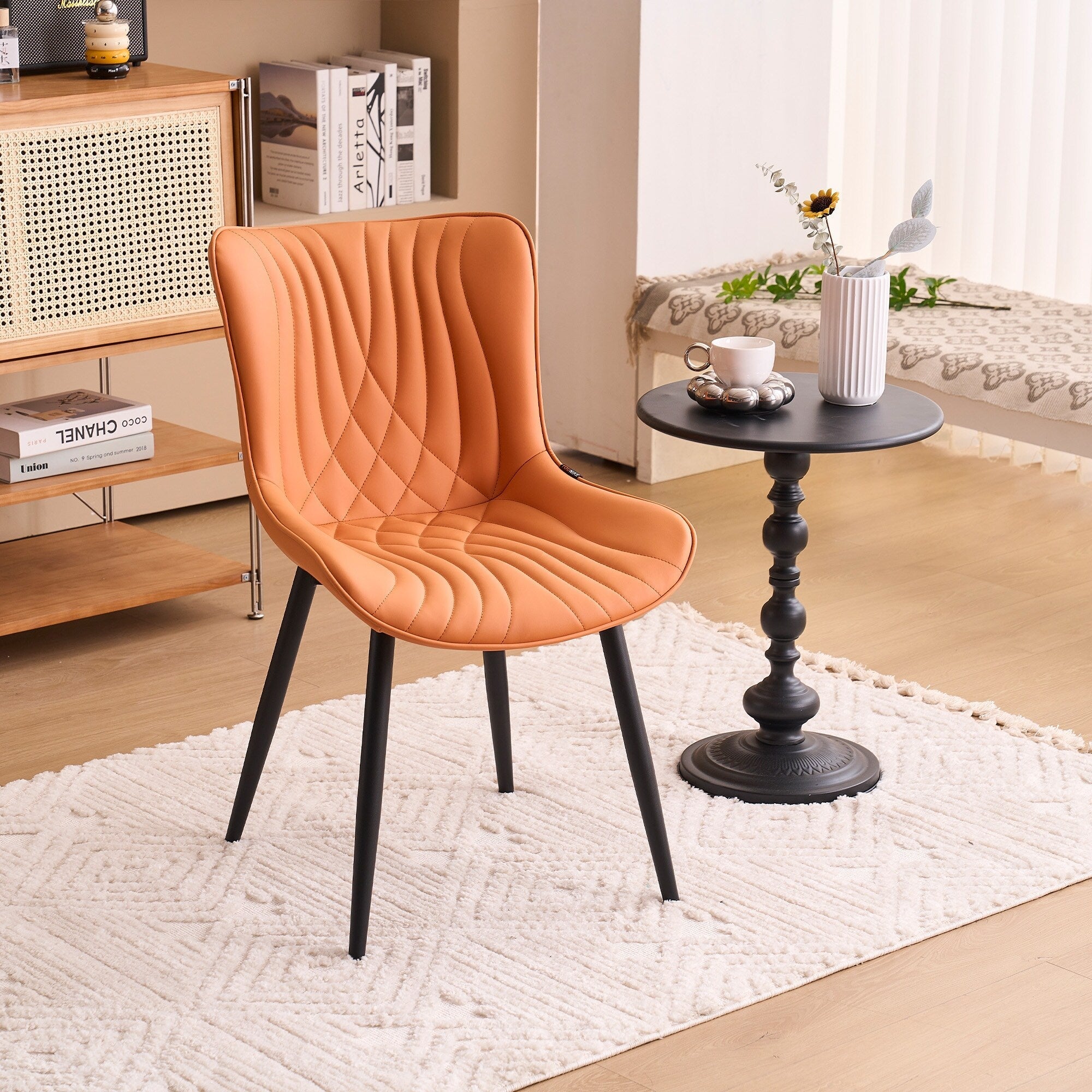 Set di 2 sedie da pranzo moderne imbottite in pelle senza braccioli